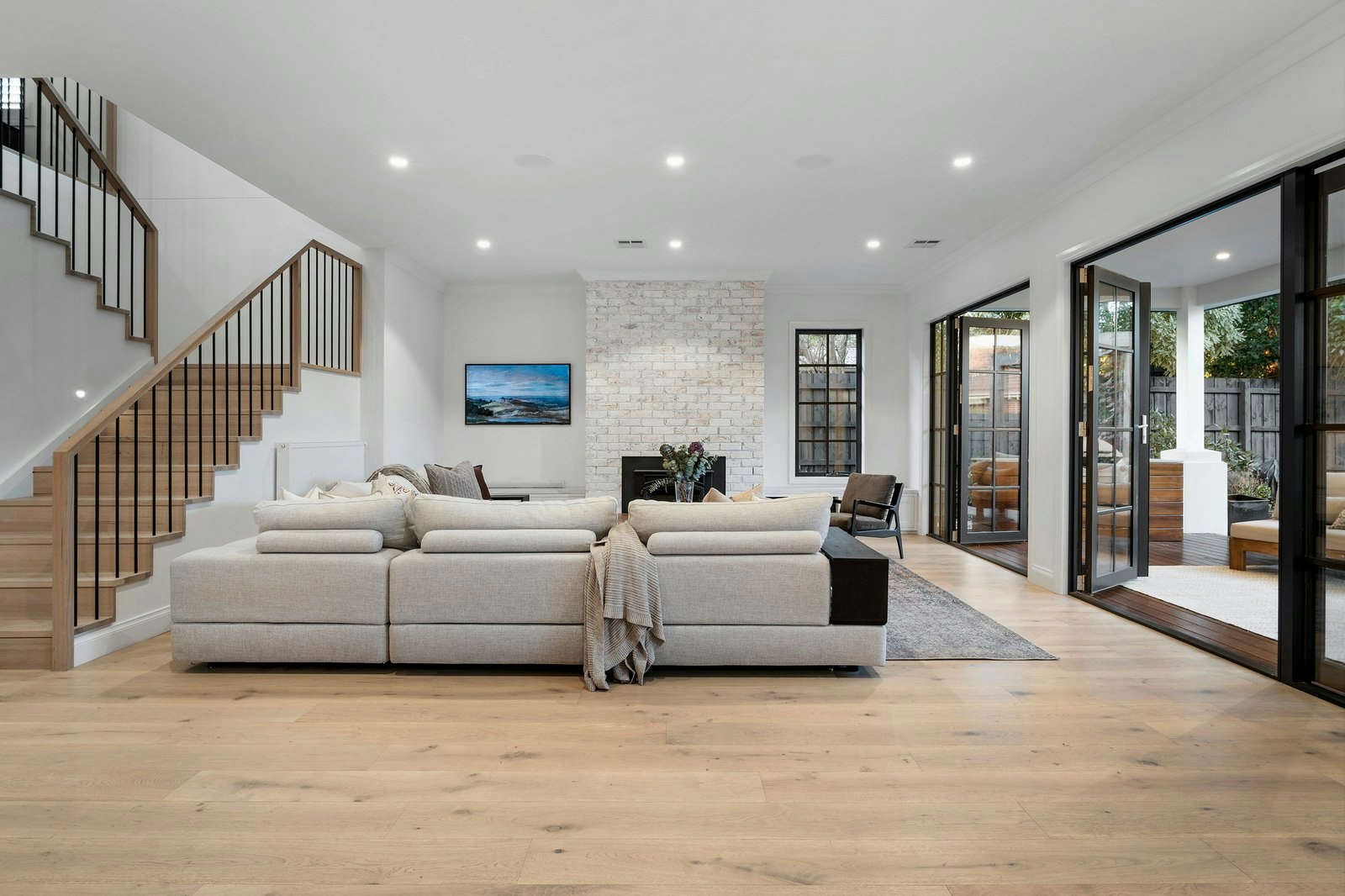 2 Earlsfield Road, Hampton, 3188