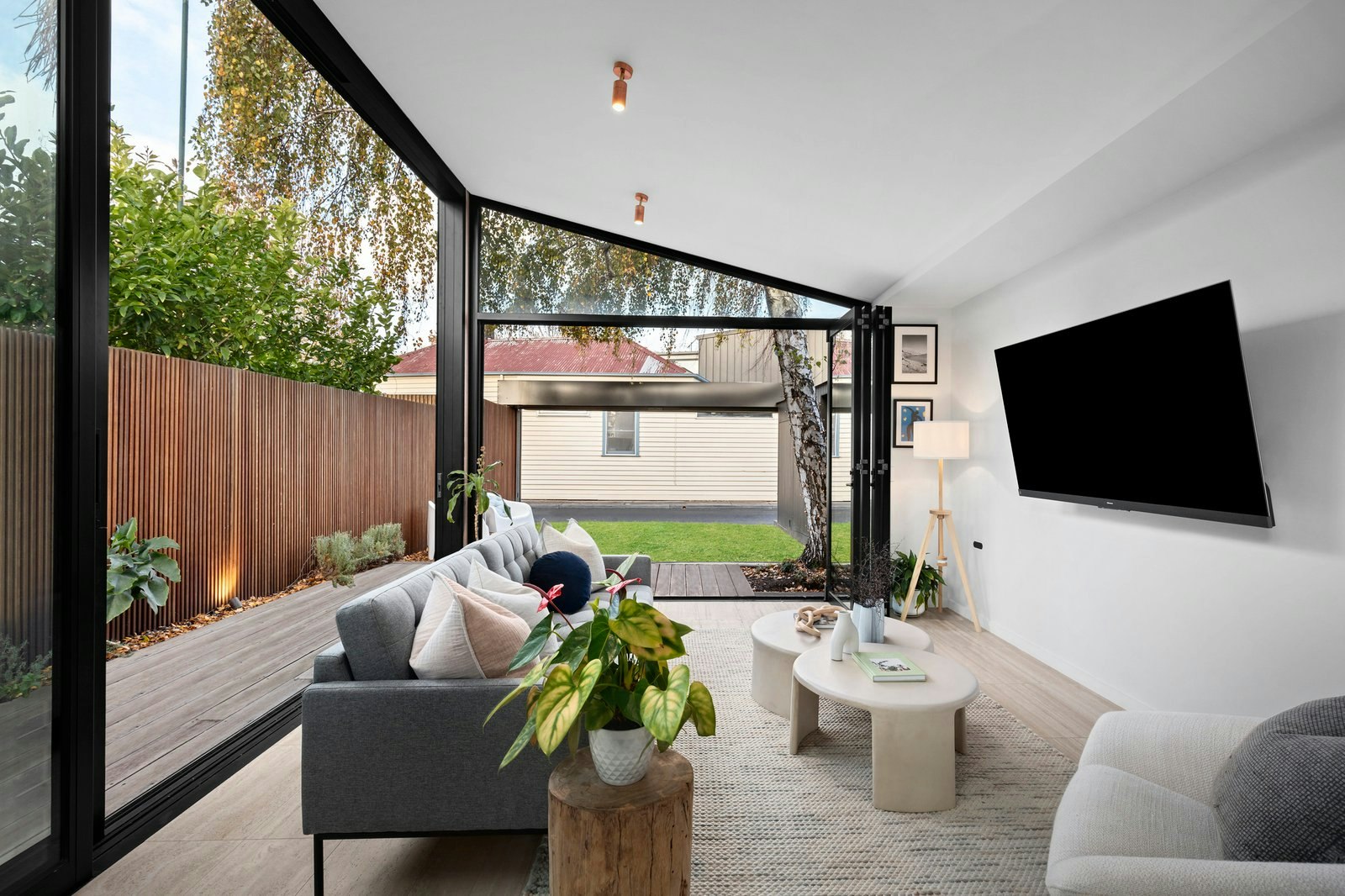 98 Pickles Street, South Melbourne, 3205