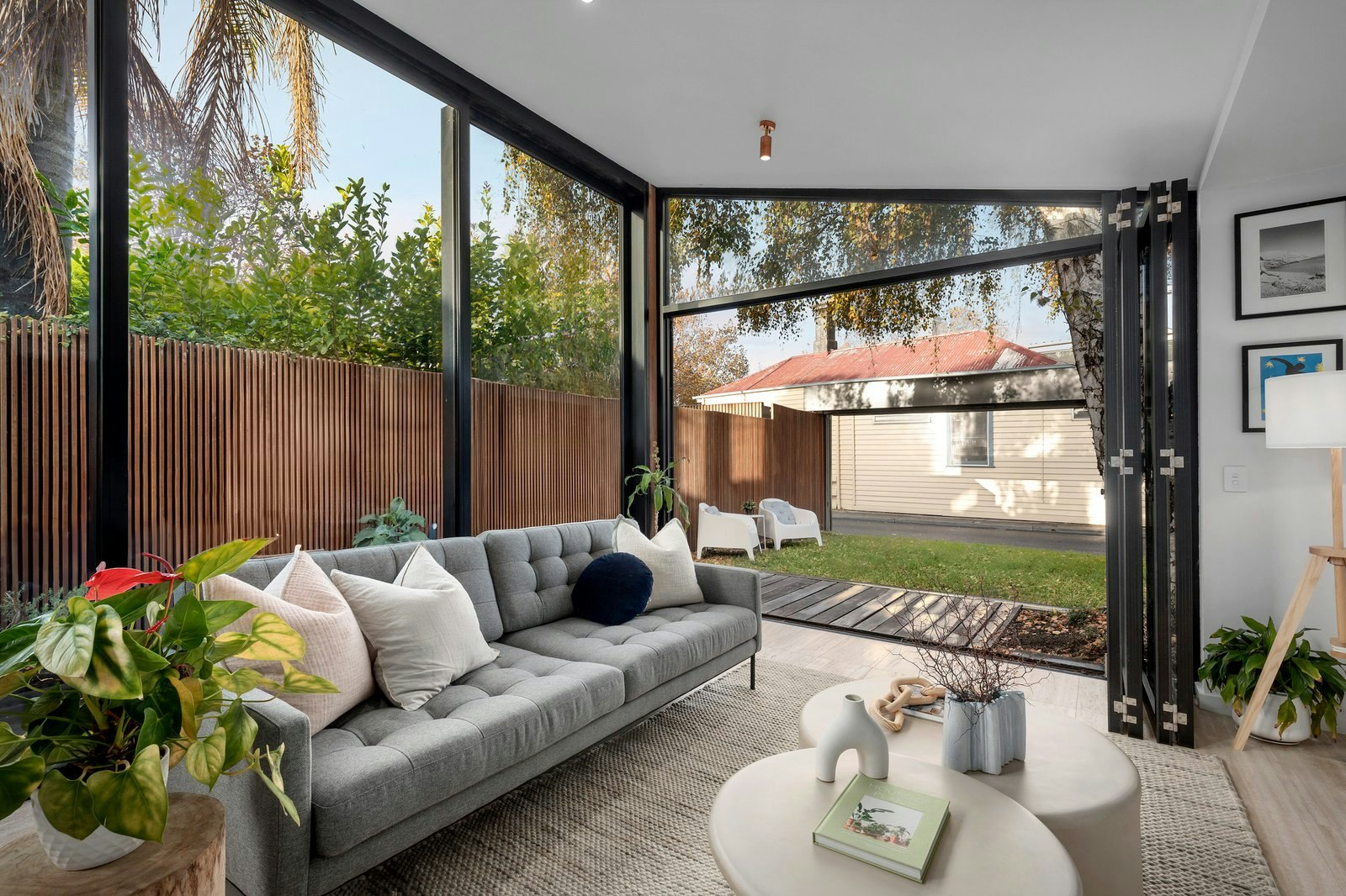 98 Pickles Street, South Melbourne, 3205