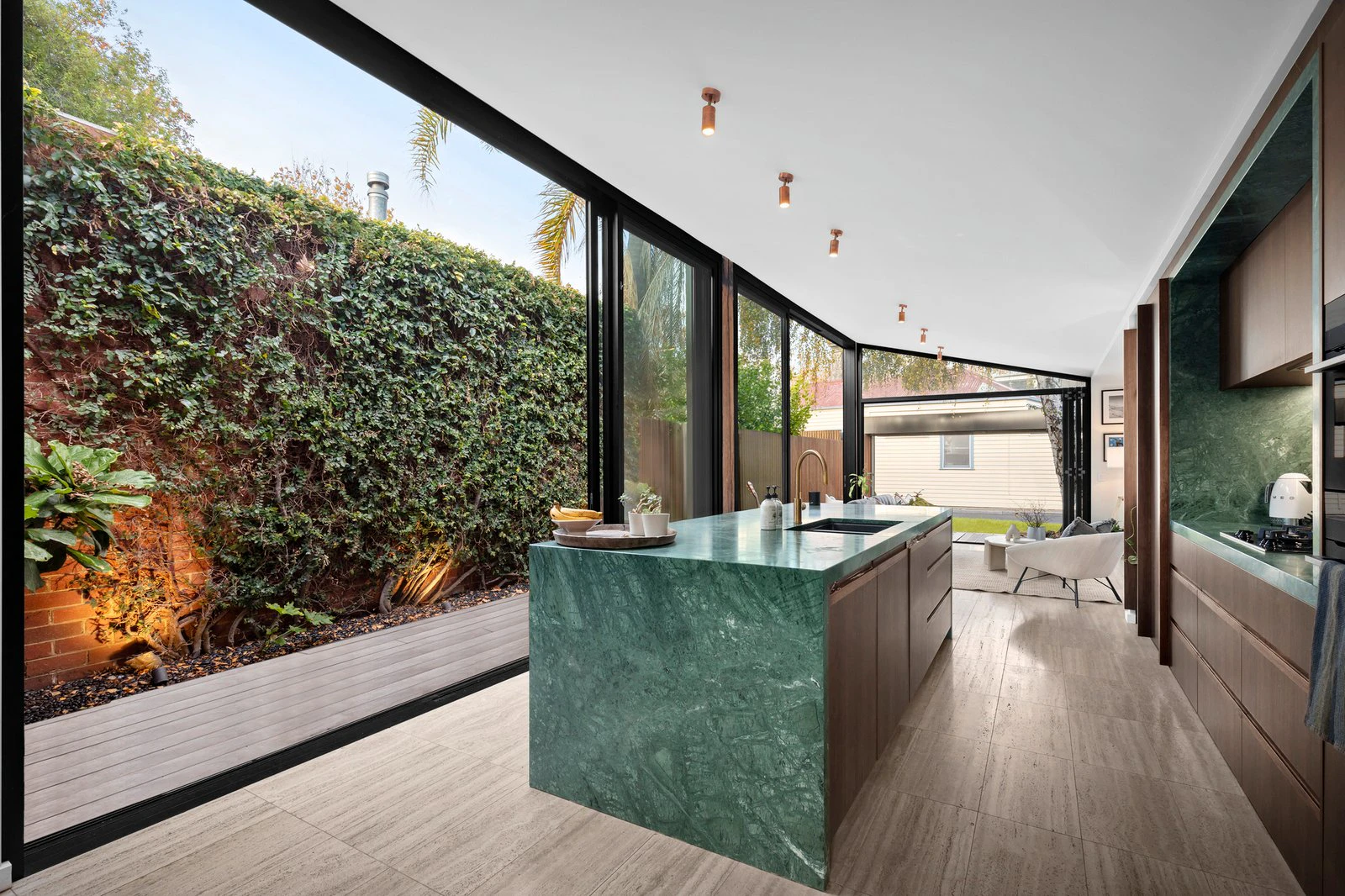 98 Pickles Street, South Melbourne, 3205