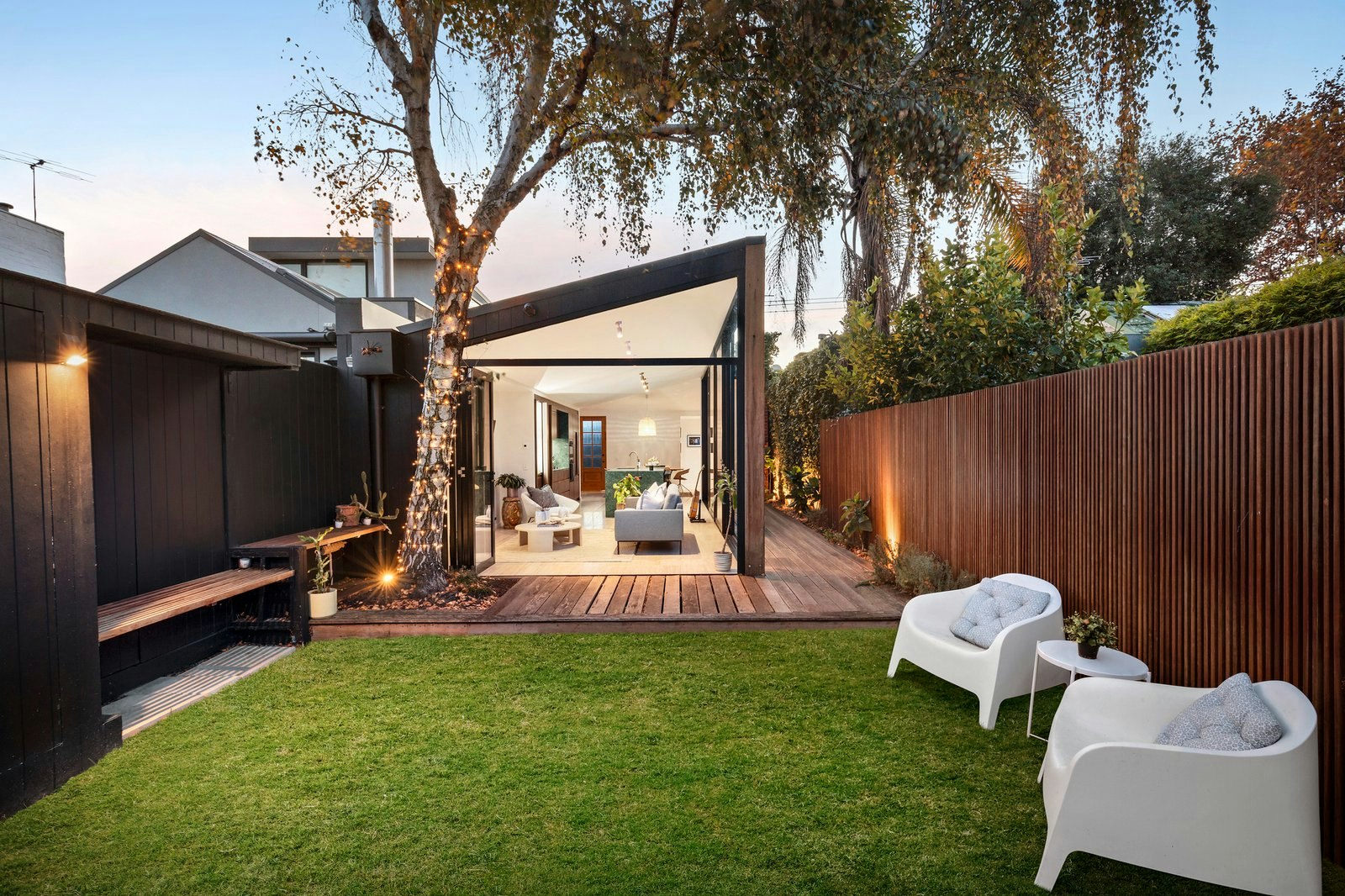 98 Pickles Street, South Melbourne, 3205