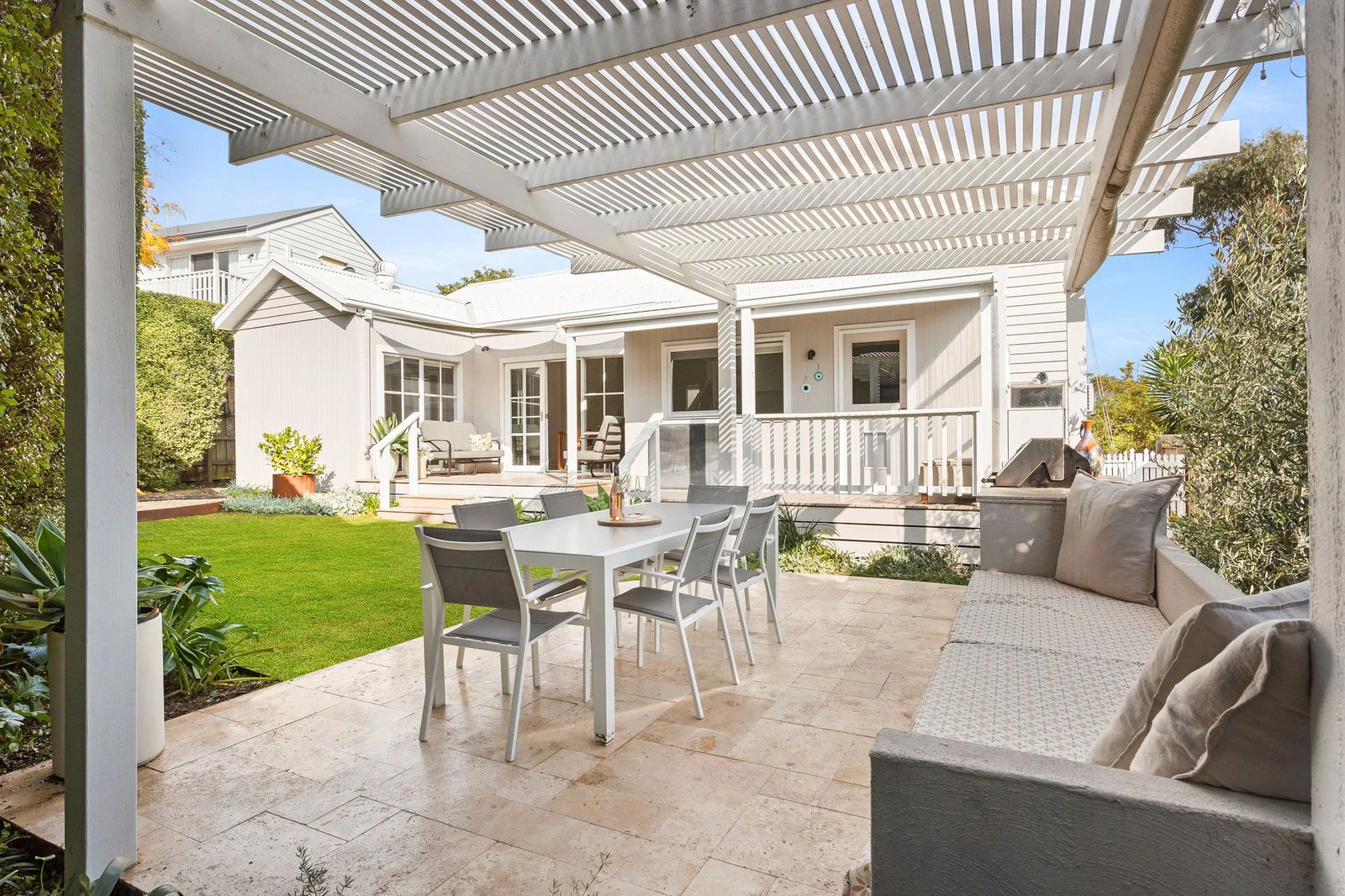 23 Ti Tree Grove, Mornington, 3931