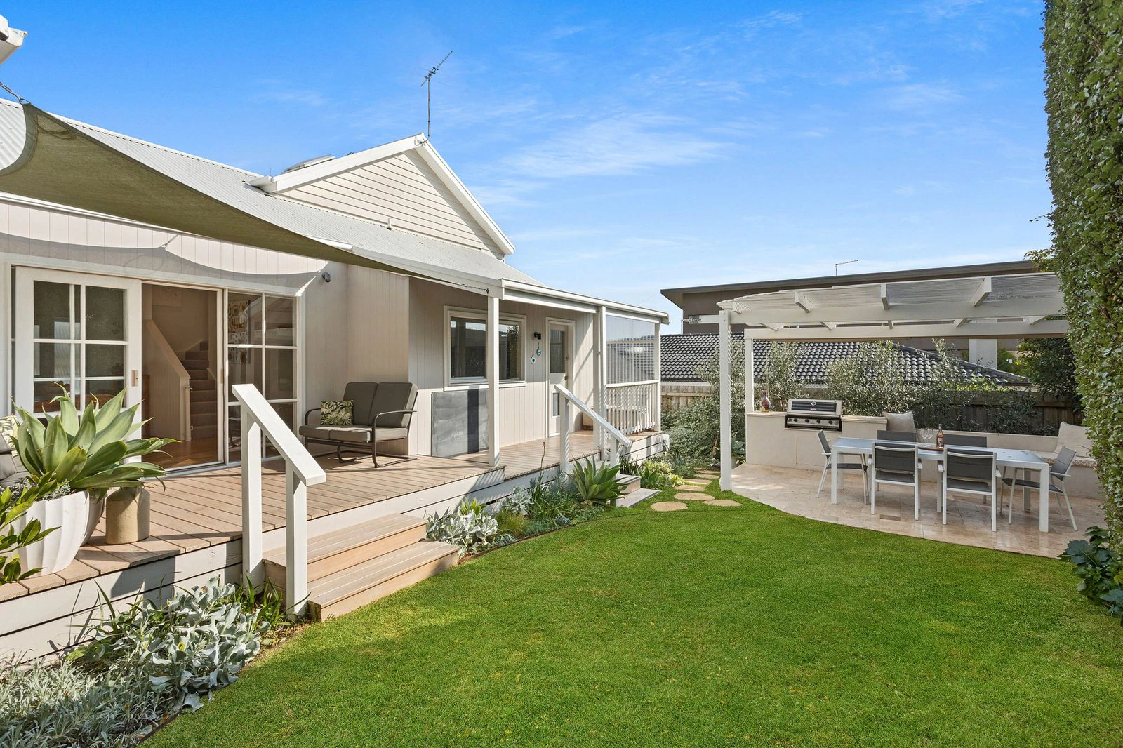 23 Ti Tree Grove, Mornington, 3931