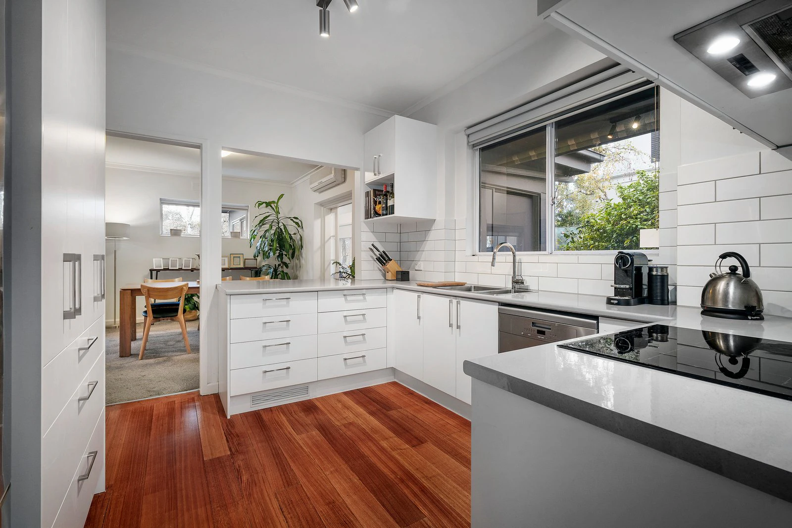 5 Monomeath Avenue, Toorak, 3142