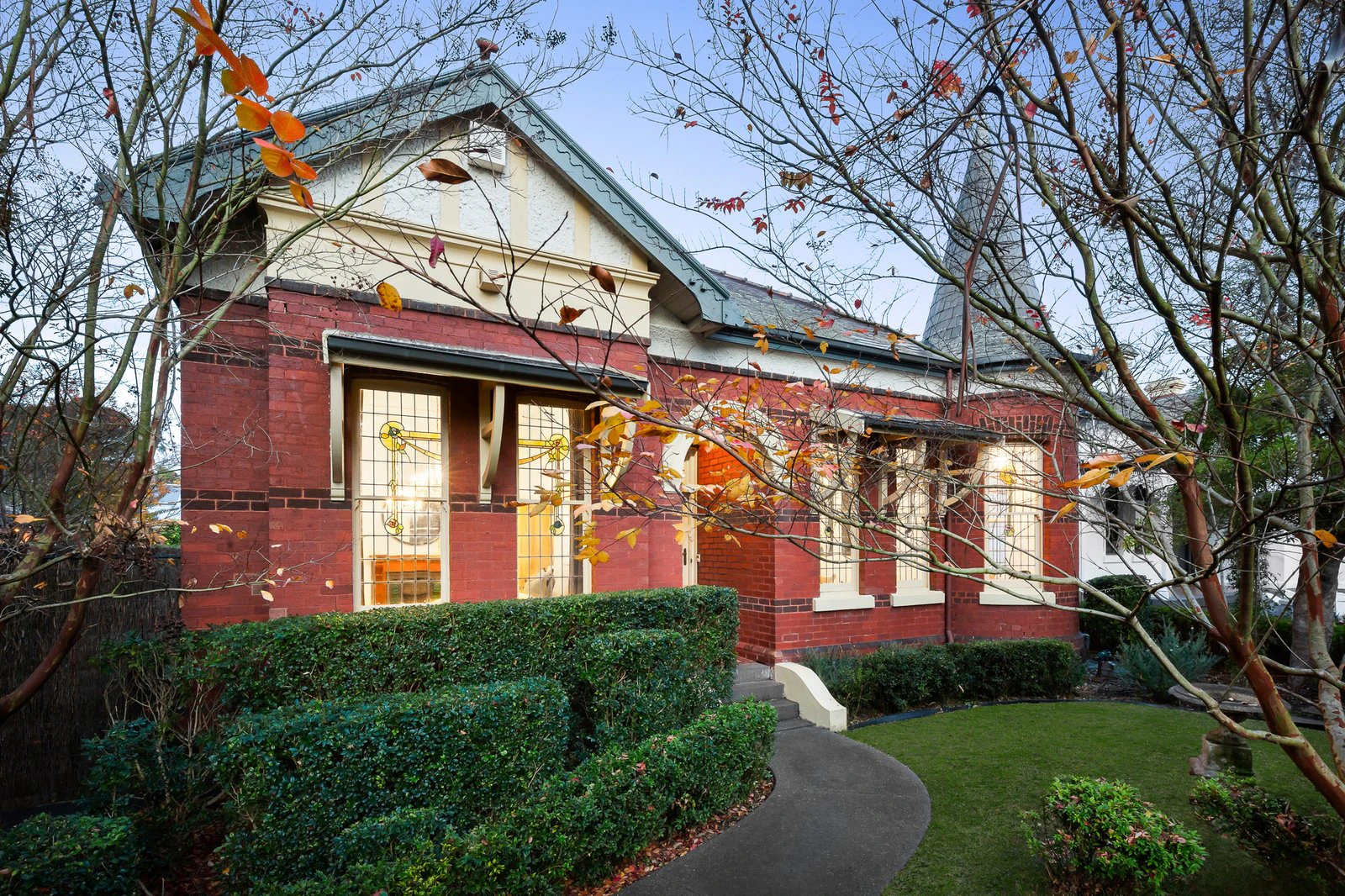 1/1 Royal Crescent, Camberwell, 3124