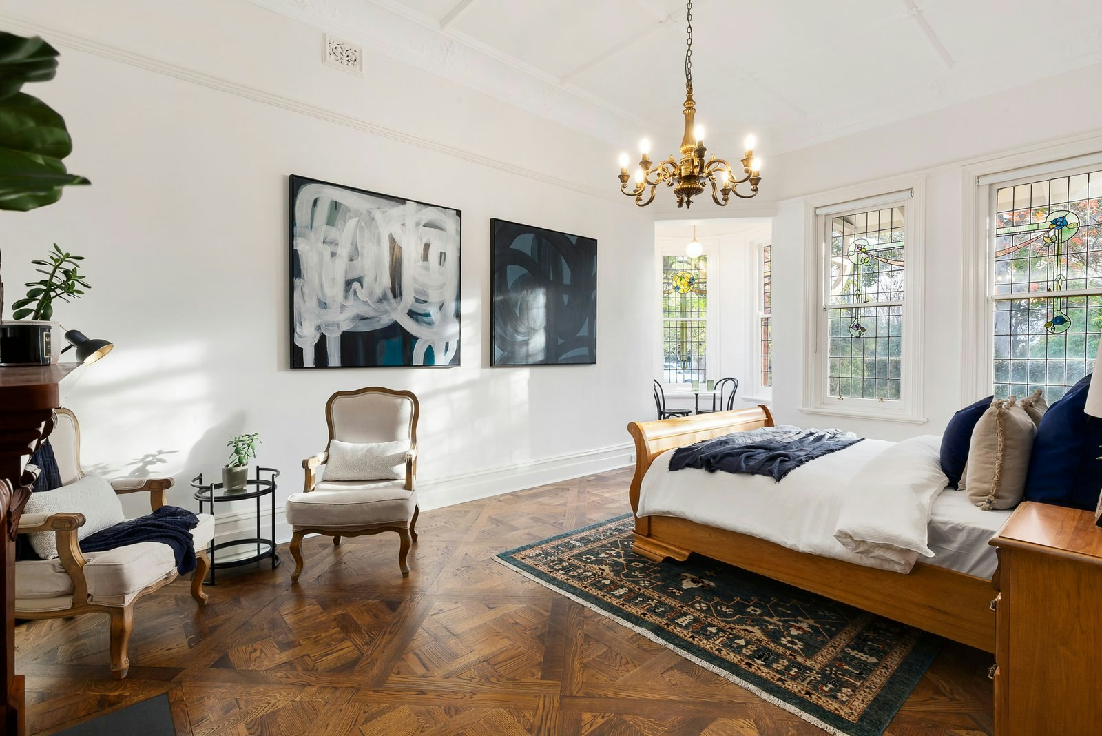 1/1 Royal Crescent, Camberwell, 3124