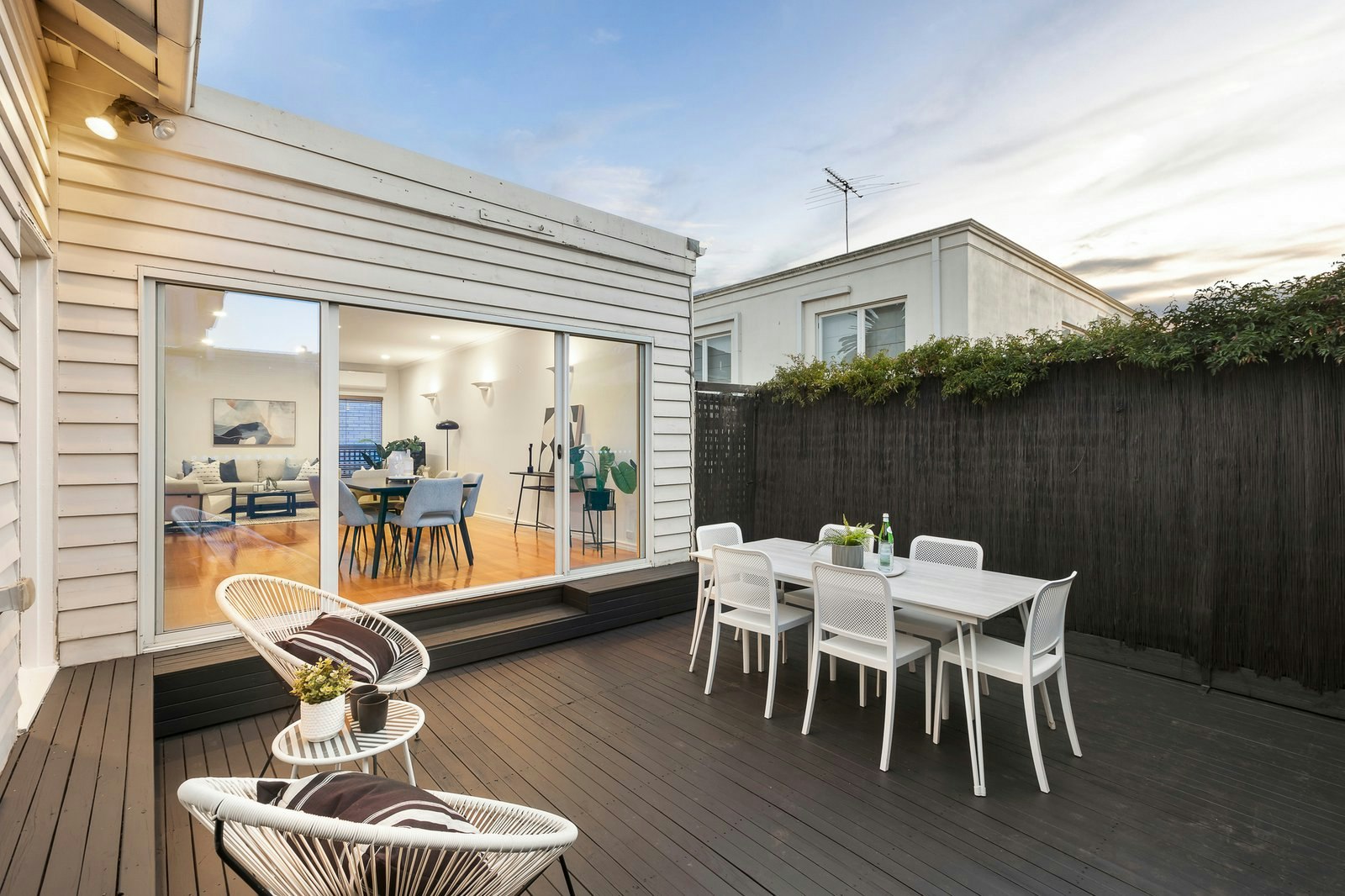 52 Martin Road, Glen Iris, 3146