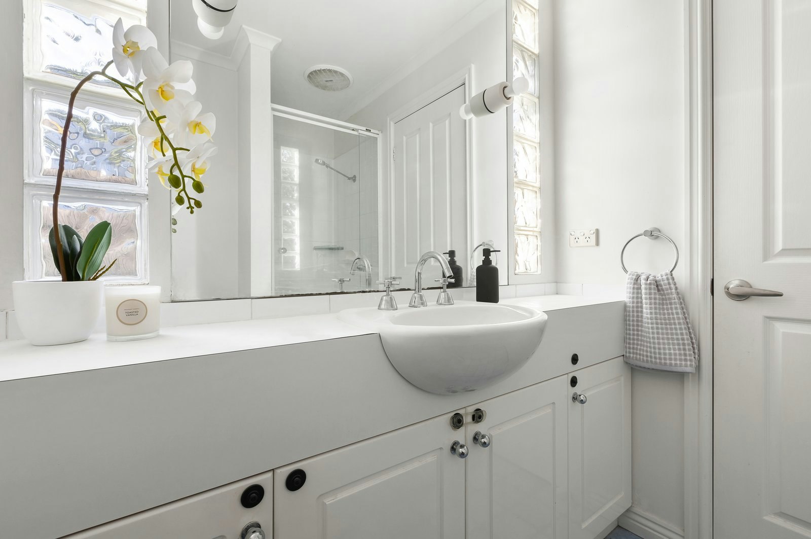 52 Martin Road, Glen Iris, 3146