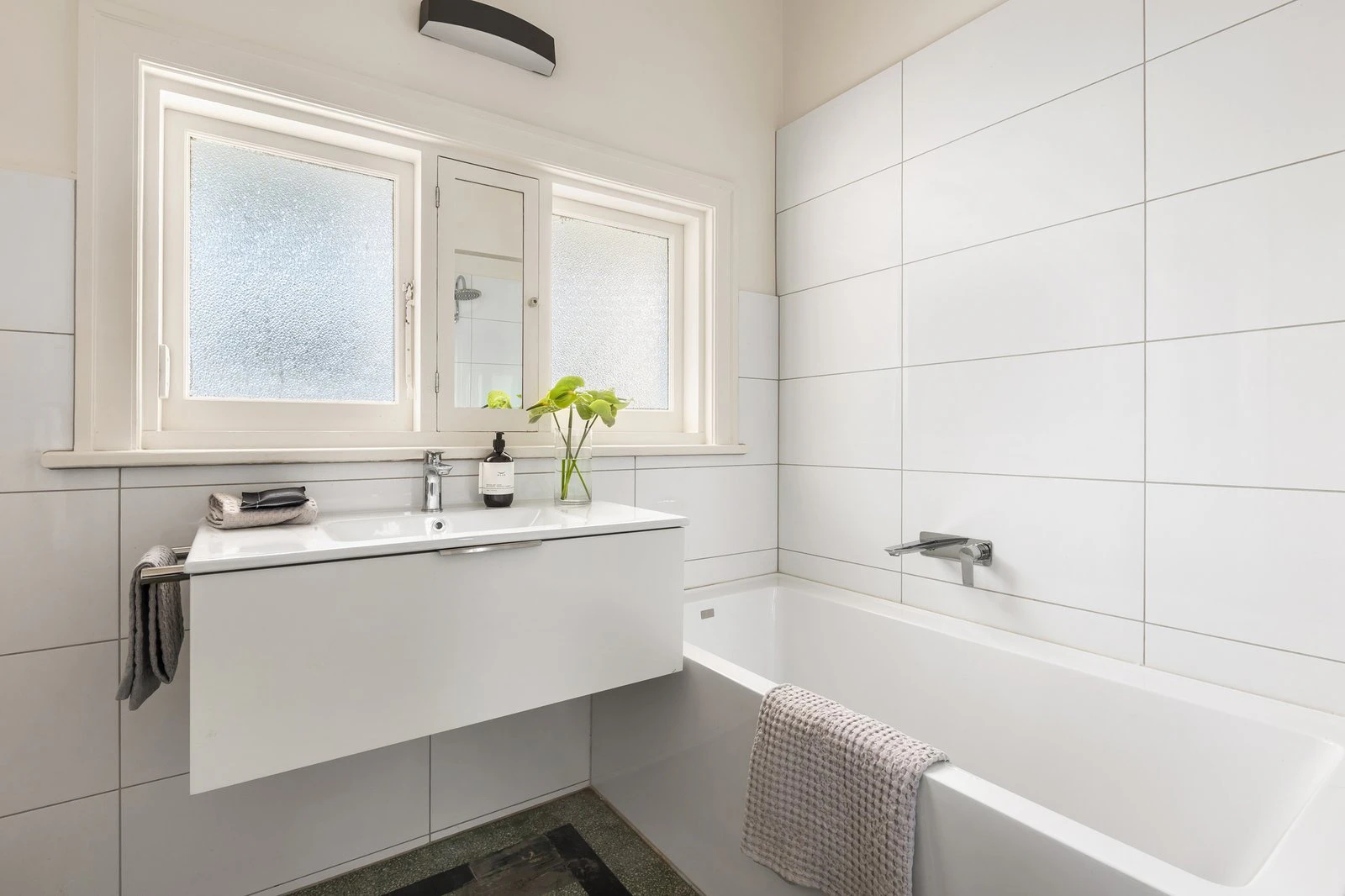 34 Parkside Street, Elsternwick, 3185