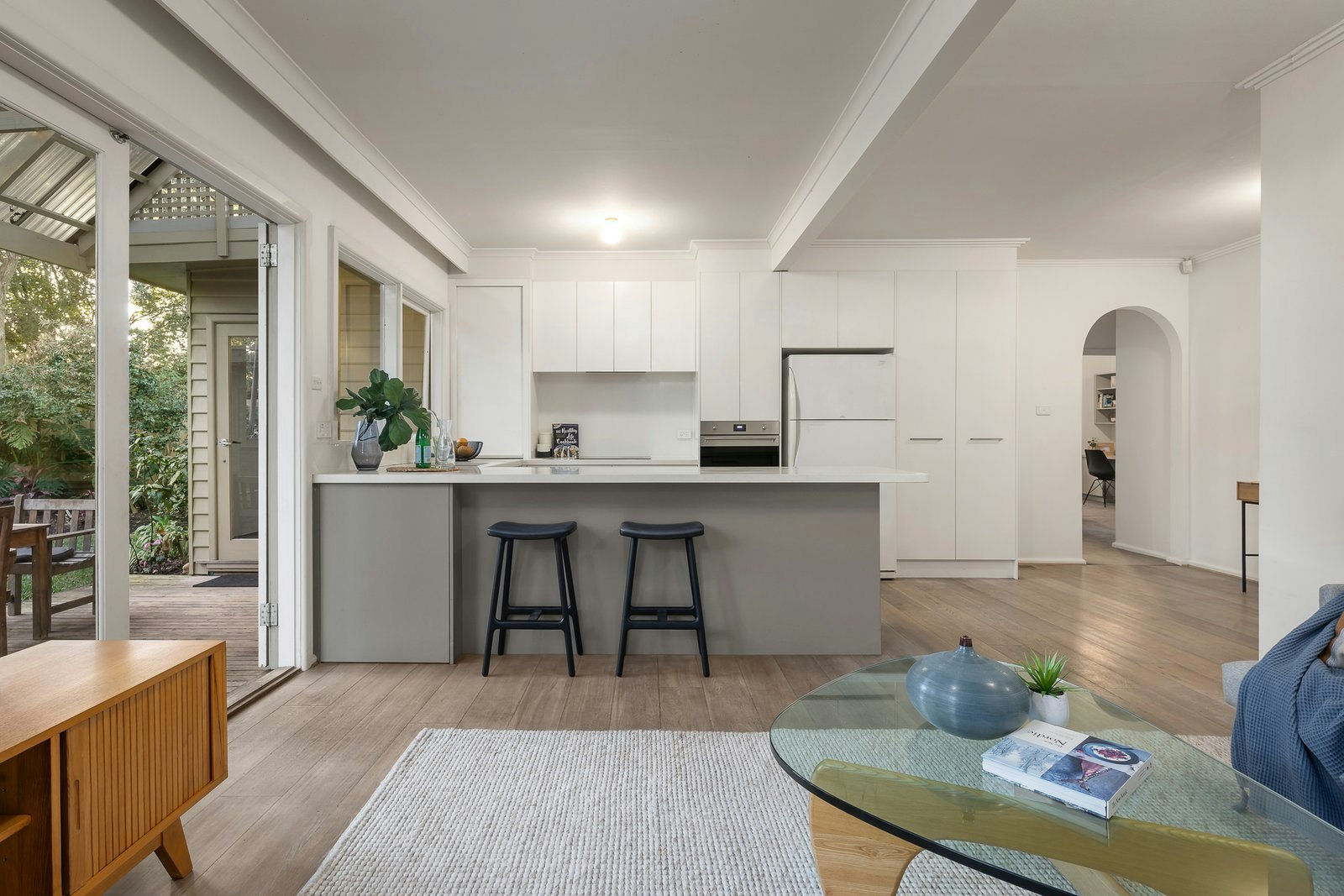 6 Sunhill Road, Glen Iris, 3146