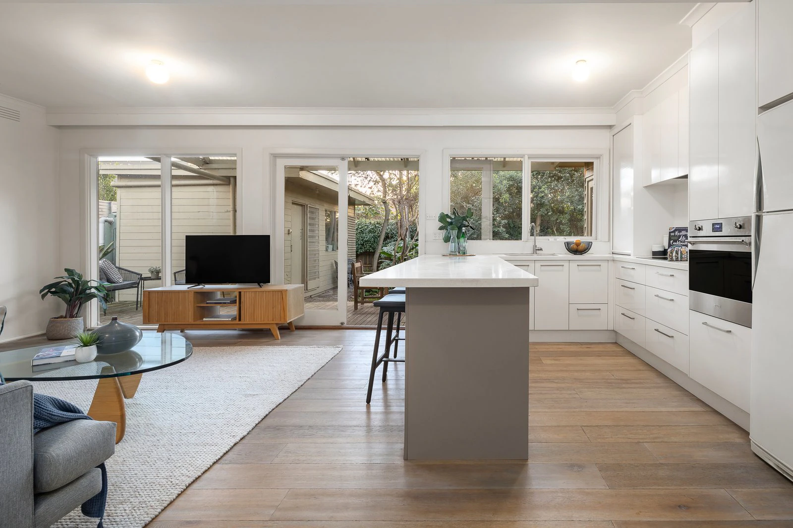 6 Sunhill Road, Glen Iris, 3146