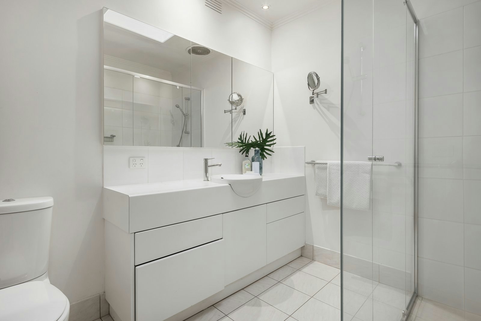 6 Sunhill Road, Glen Iris, 3146