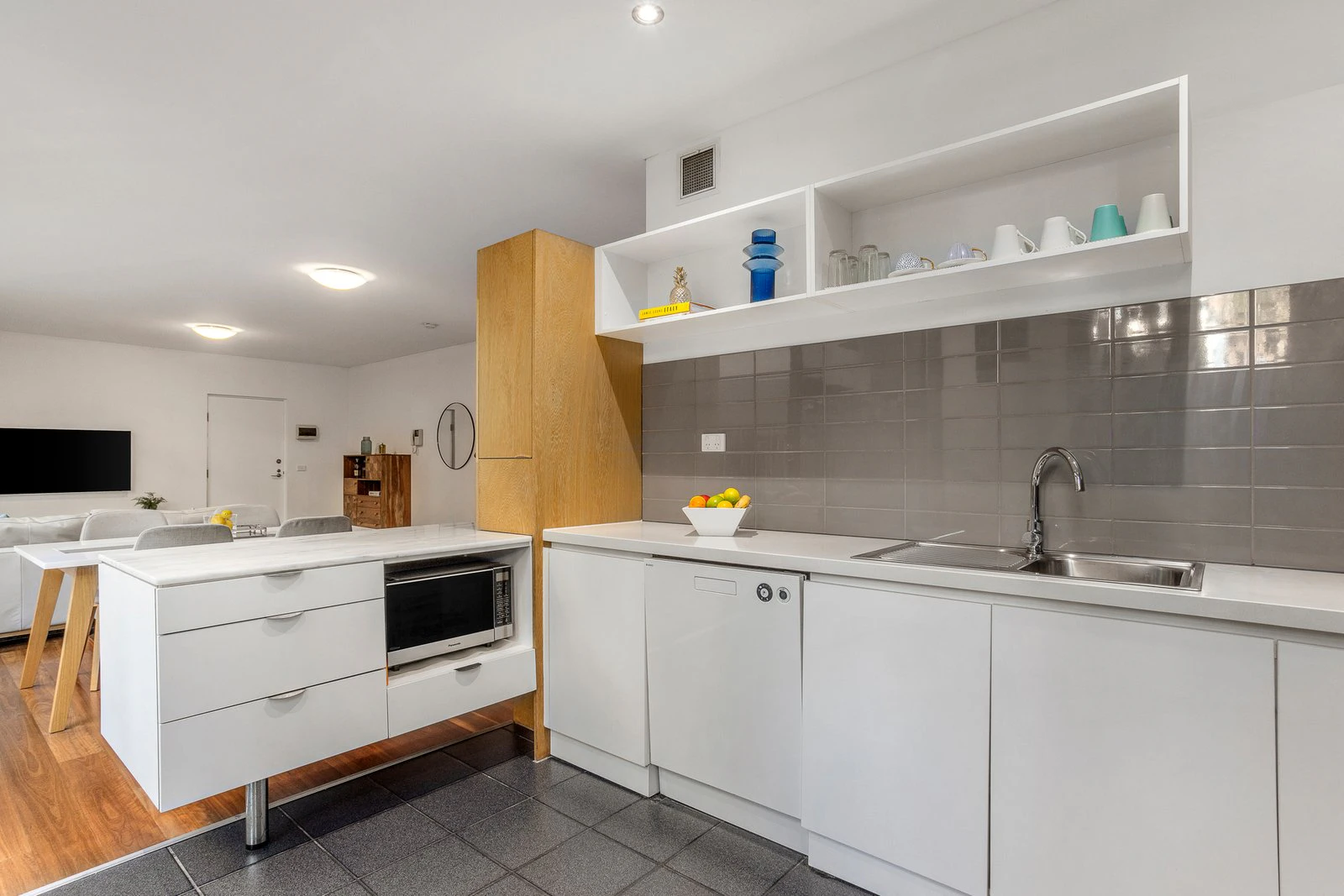 8/50 Johnston Street, Port Melbourne, 3207