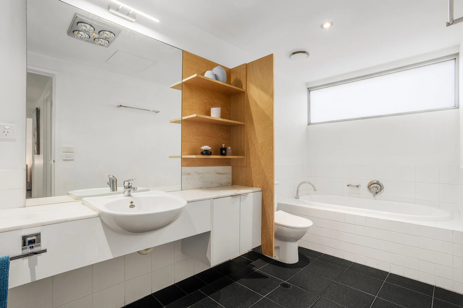 8/50 Johnston Street, Port Melbourne, 3207