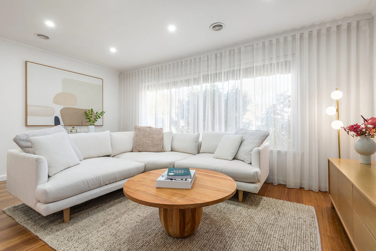 4/3 Montrose Street, Surrey Hills, 3127