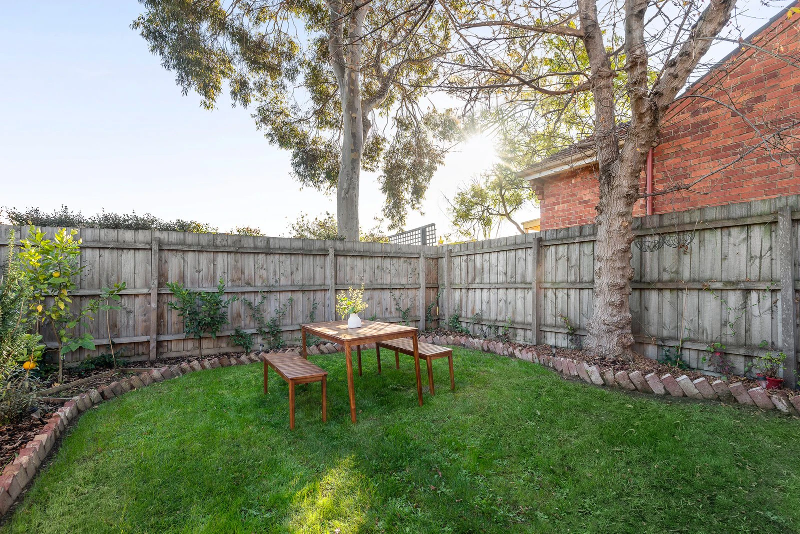 4/3 Montrose Street, Surrey Hills, 3127
