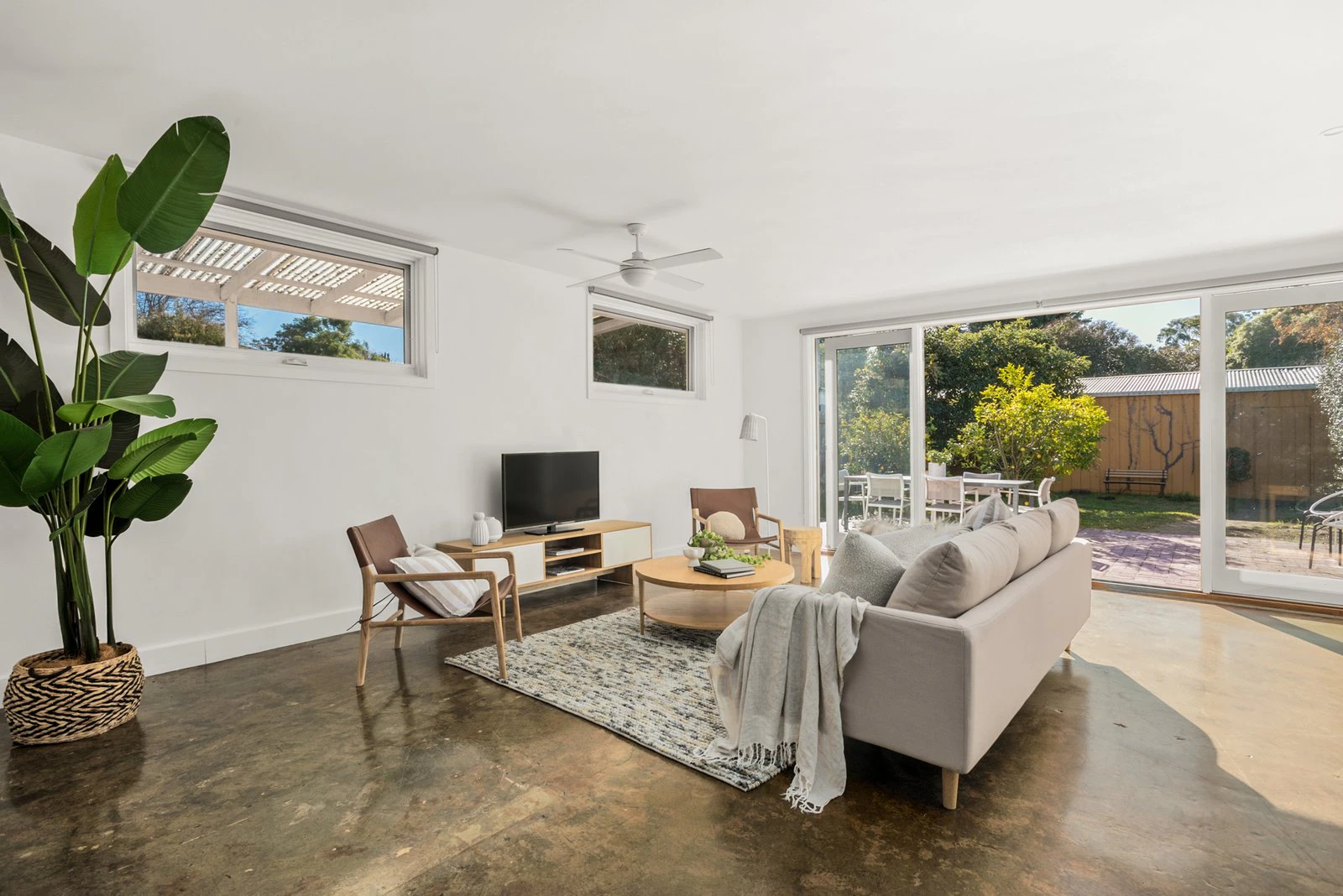 33 Latrobe Street, Cheltenham, 3192