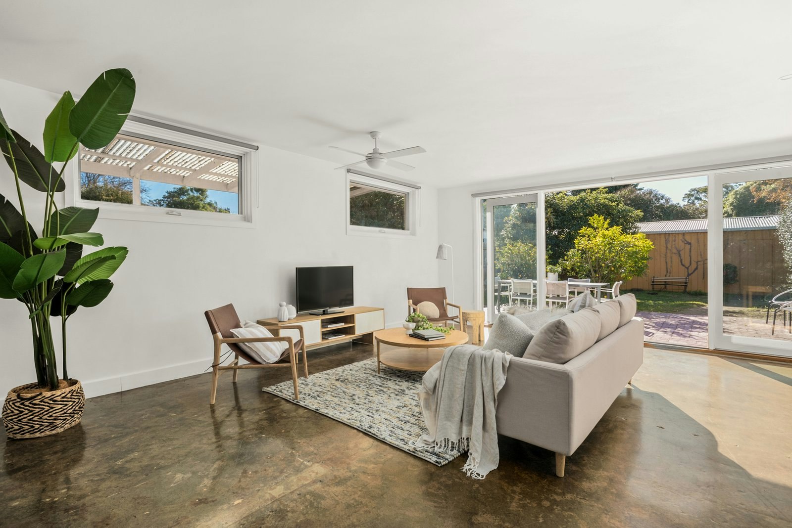 33 Latrobe Street, Cheltenham, 3192