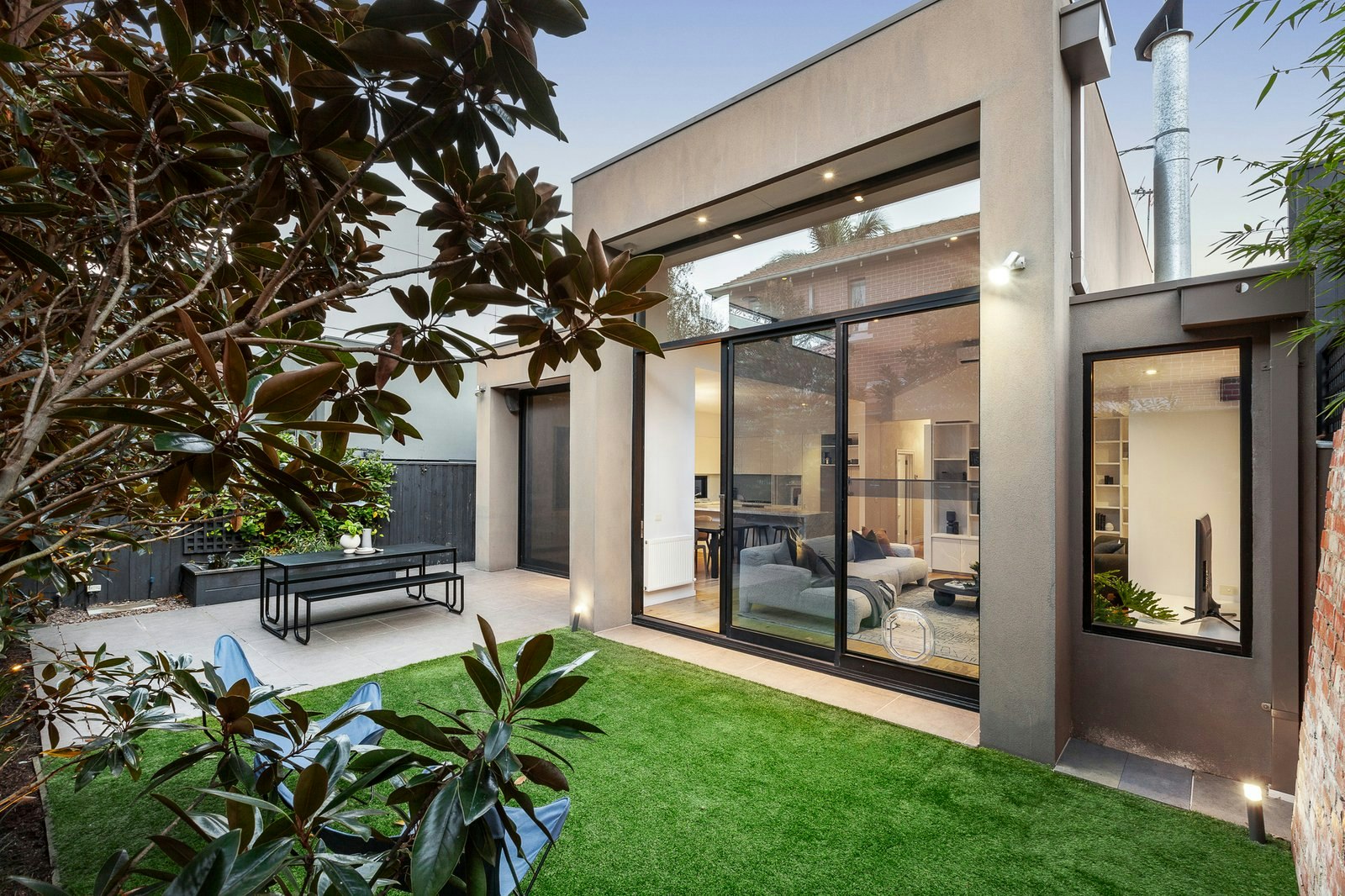 18 Meredith Street, Elwood, 3184