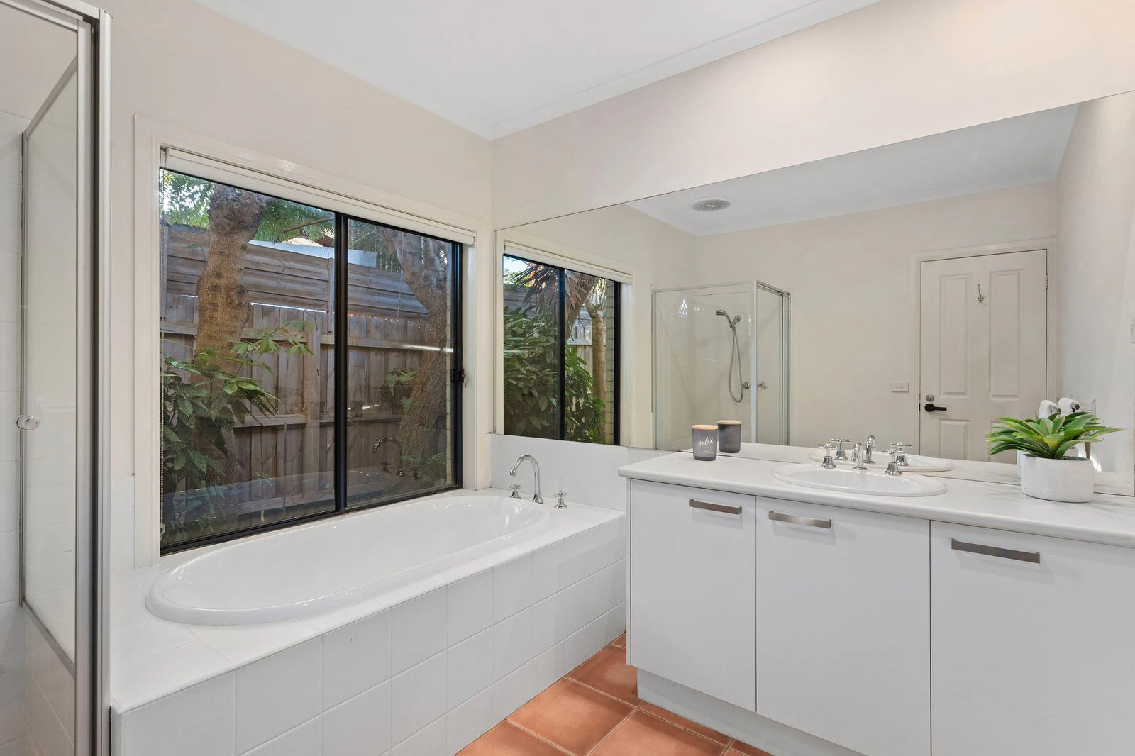 7 Ben Drive, Mornington, 3931