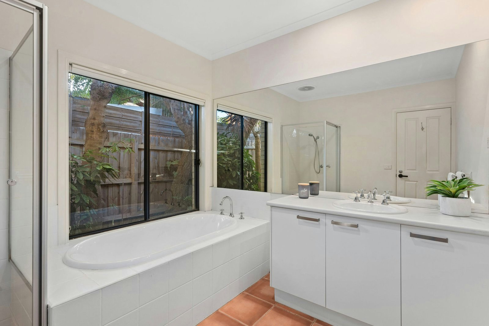 7 Ben Drive, Mornington, 3931