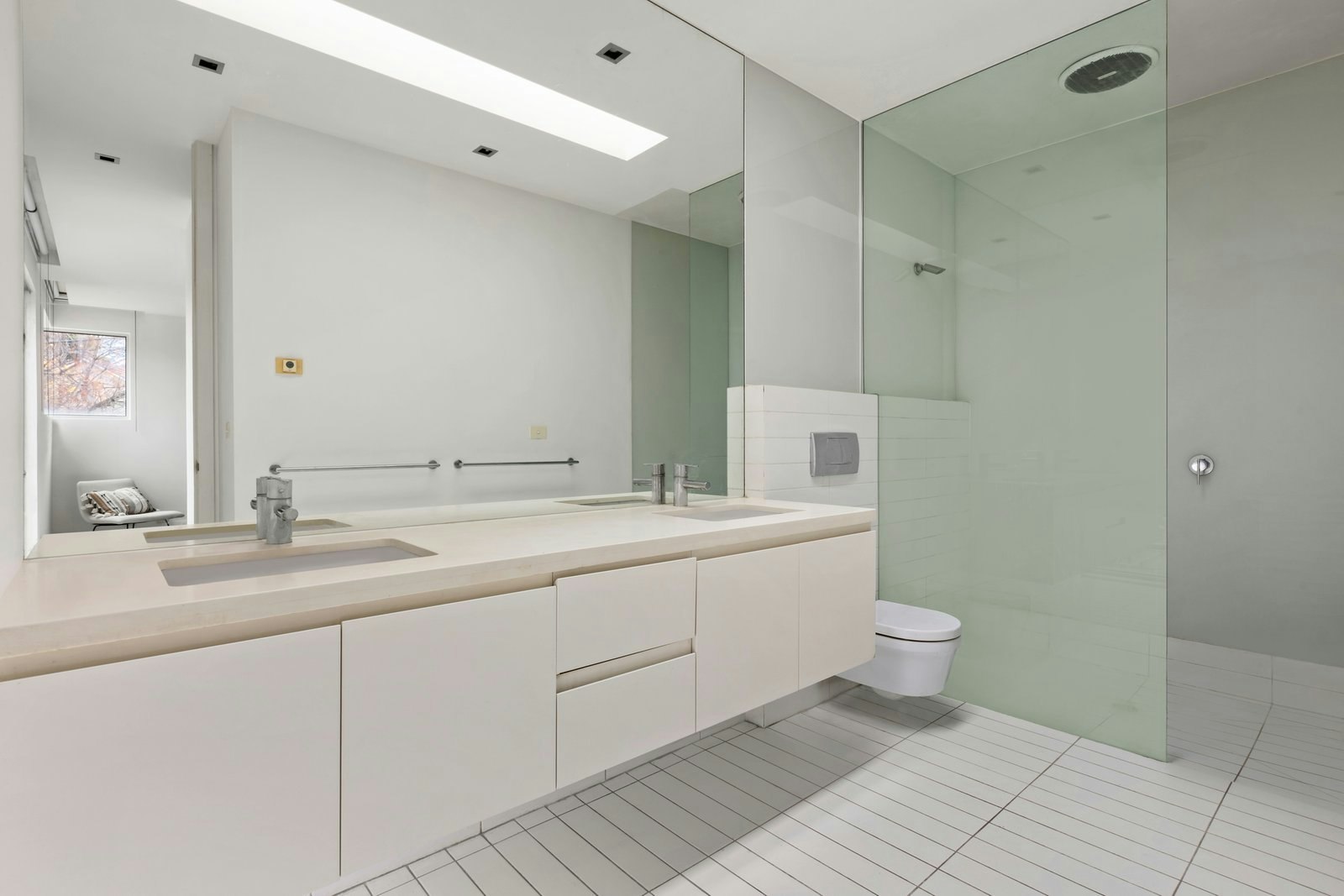 9 Duffryn Place, Toorak, 3142