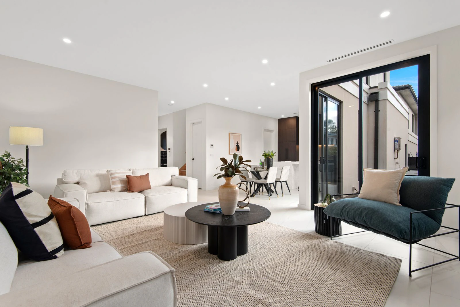 2/31 Kireep Road, Balwyn, 3103