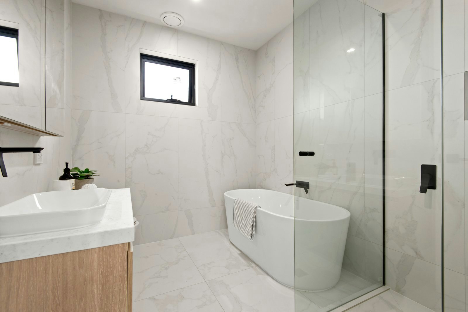 2/31 Kireep Road, Balwyn, 3103