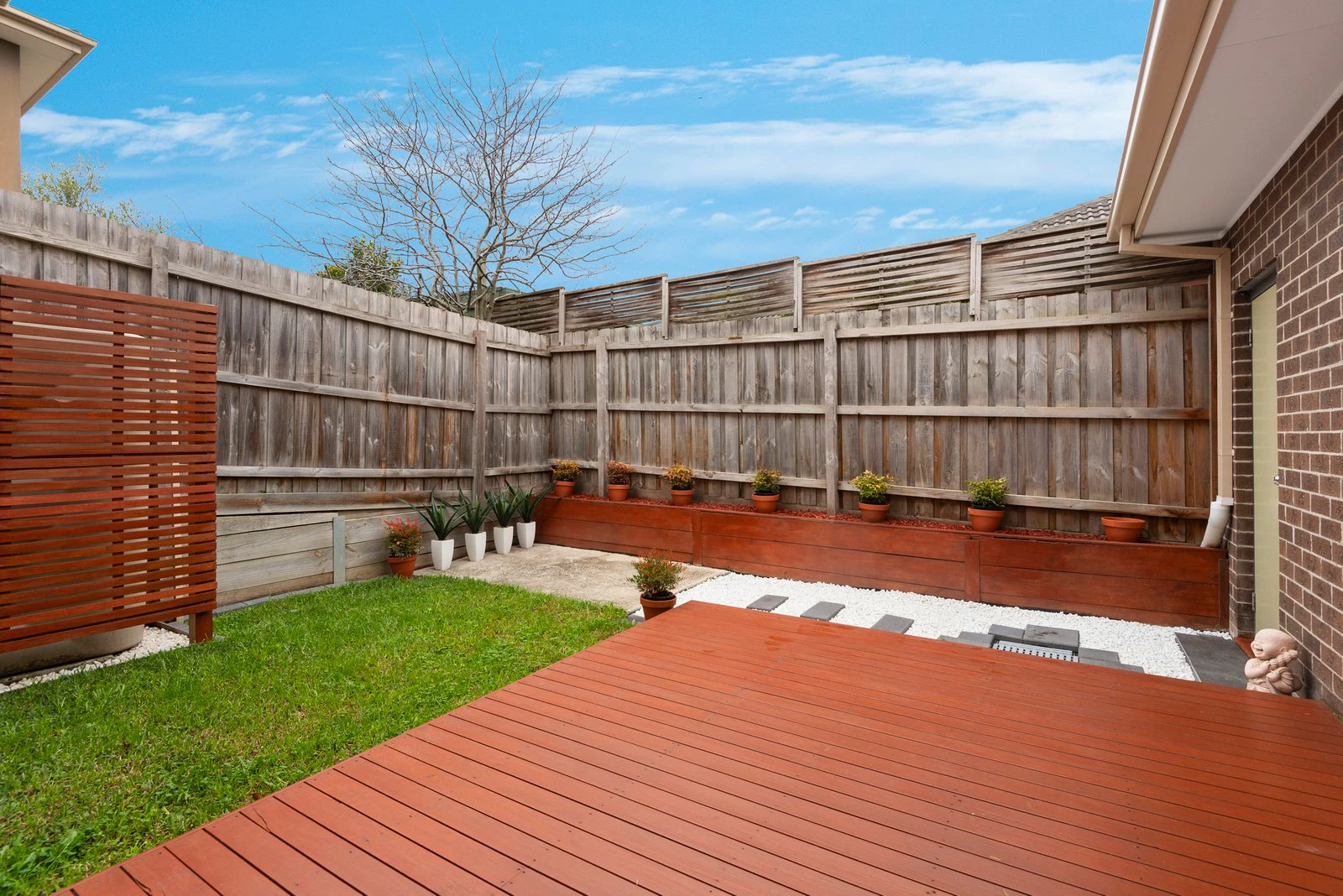 1/17 Johnston Street, Burwood, 3125