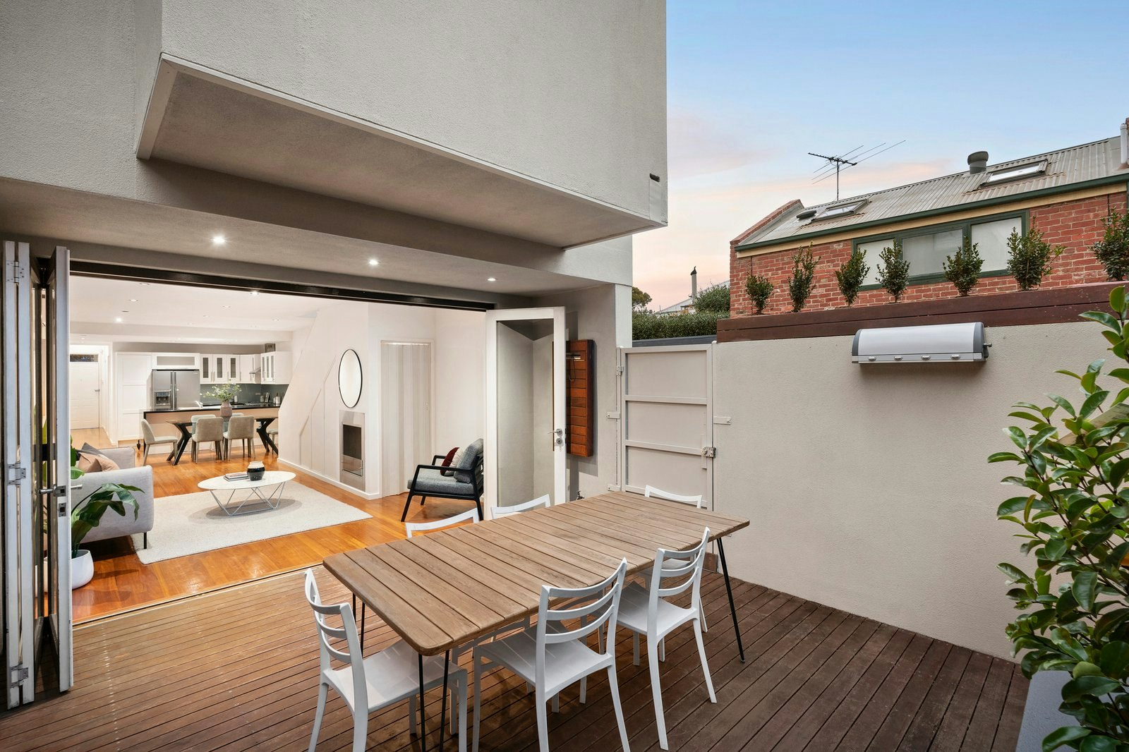 24 Kerferd Place, Albert Park, 3206