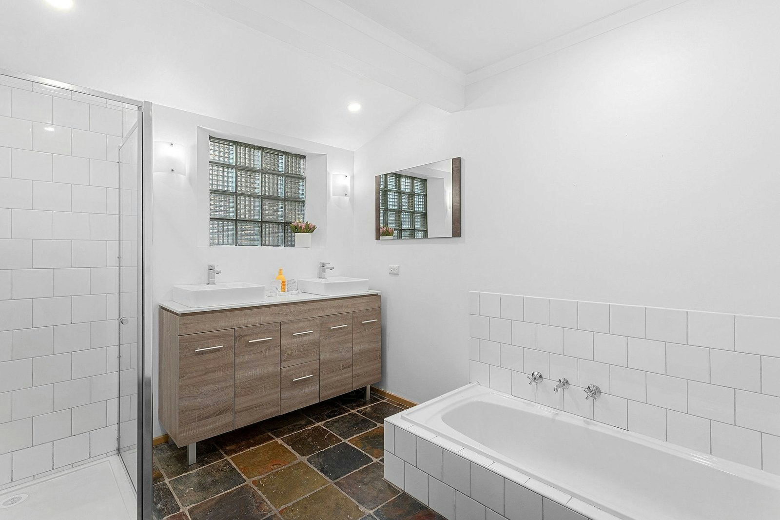 41 Bayview Road, Mornington, 3931