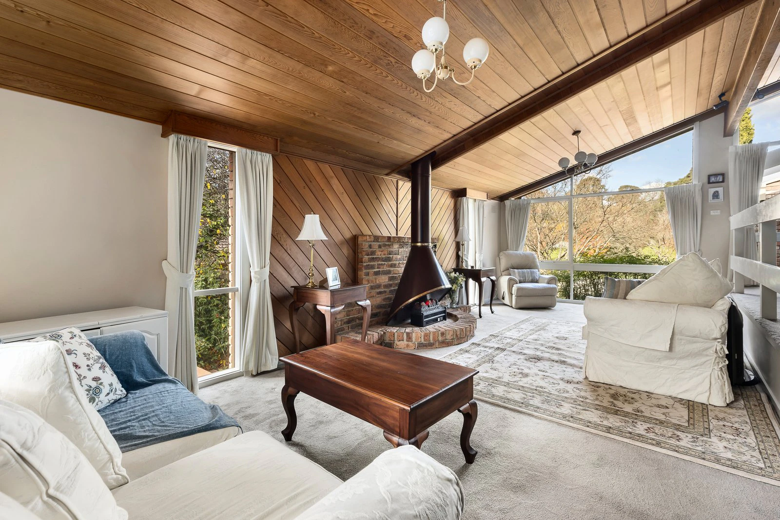 124 Landscape Drive, Doncaster East, 3109