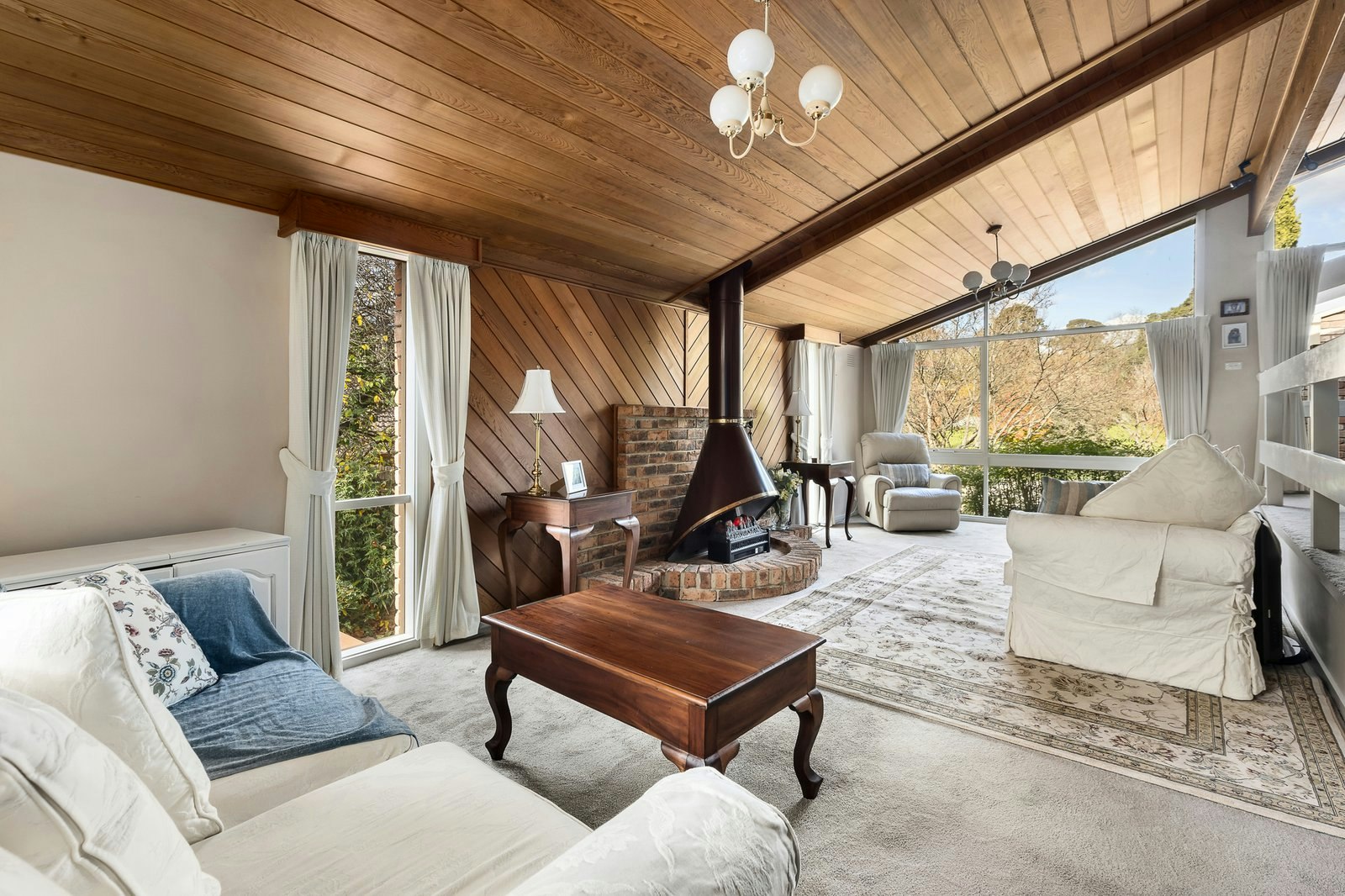 124 Landscape Drive, Doncaster East, 3109