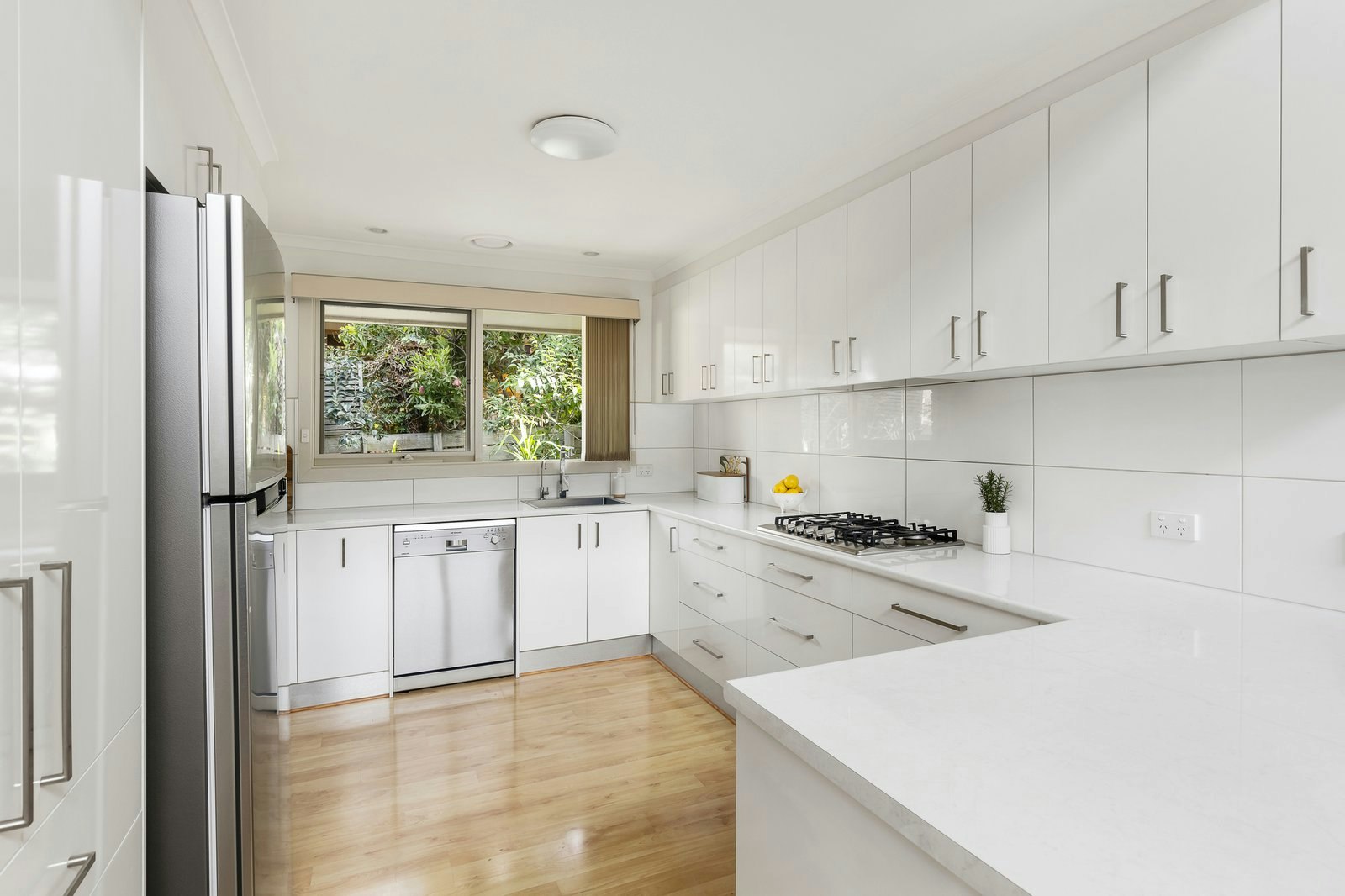 124 Landscape Drive, Doncaster East, 3109