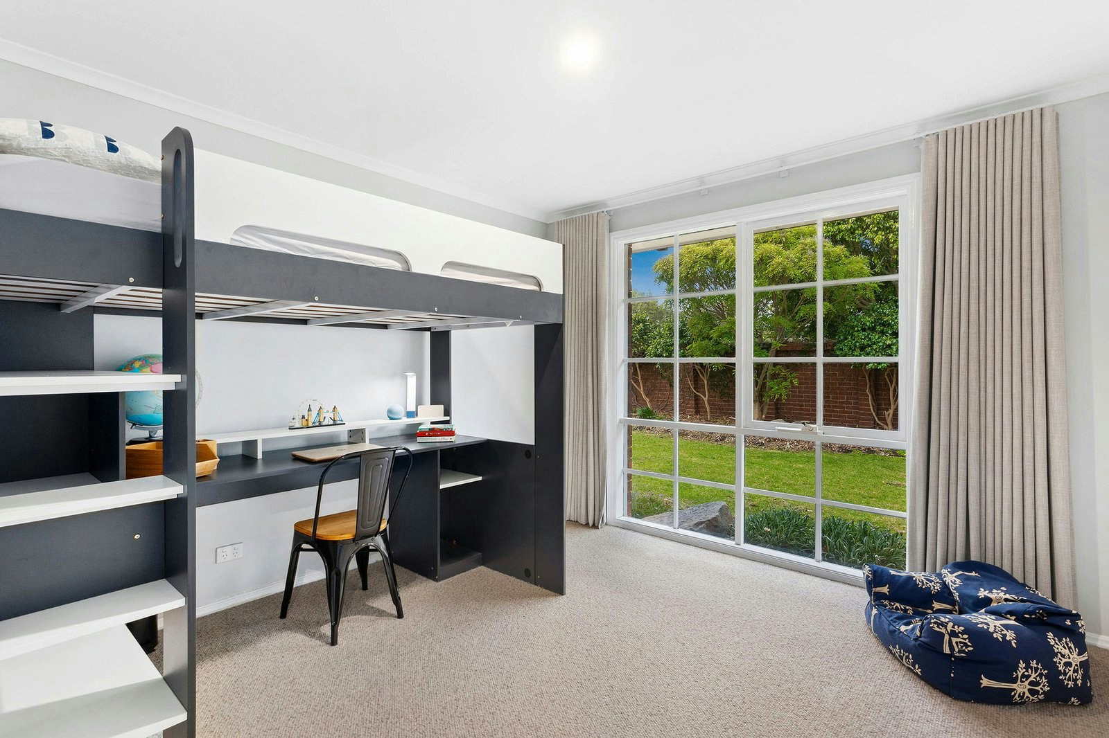 1/202 Mount Eliza Way, Mount Eliza, 3930