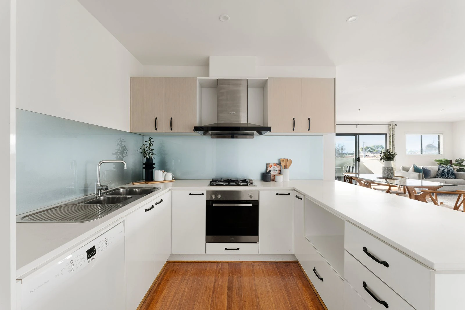 38/881 Doncaster Road, Doncaster East, 3109