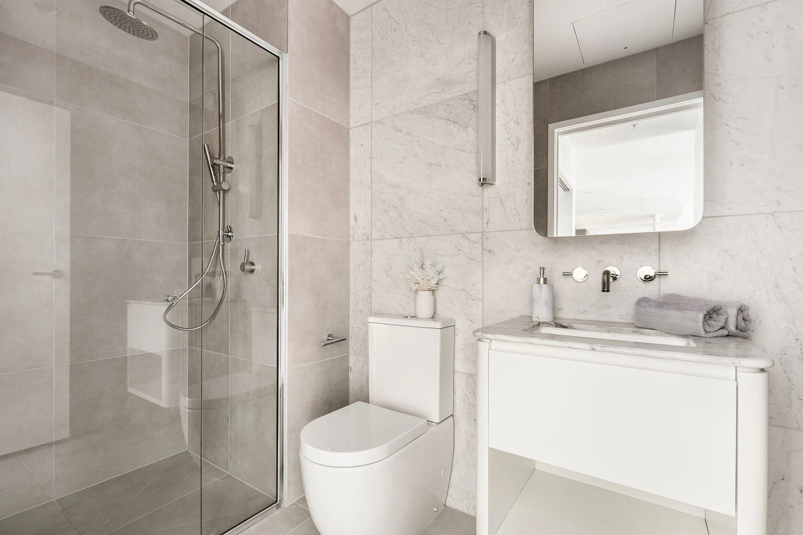 g02/1559-1567 High Street, Glen Iris, 3146