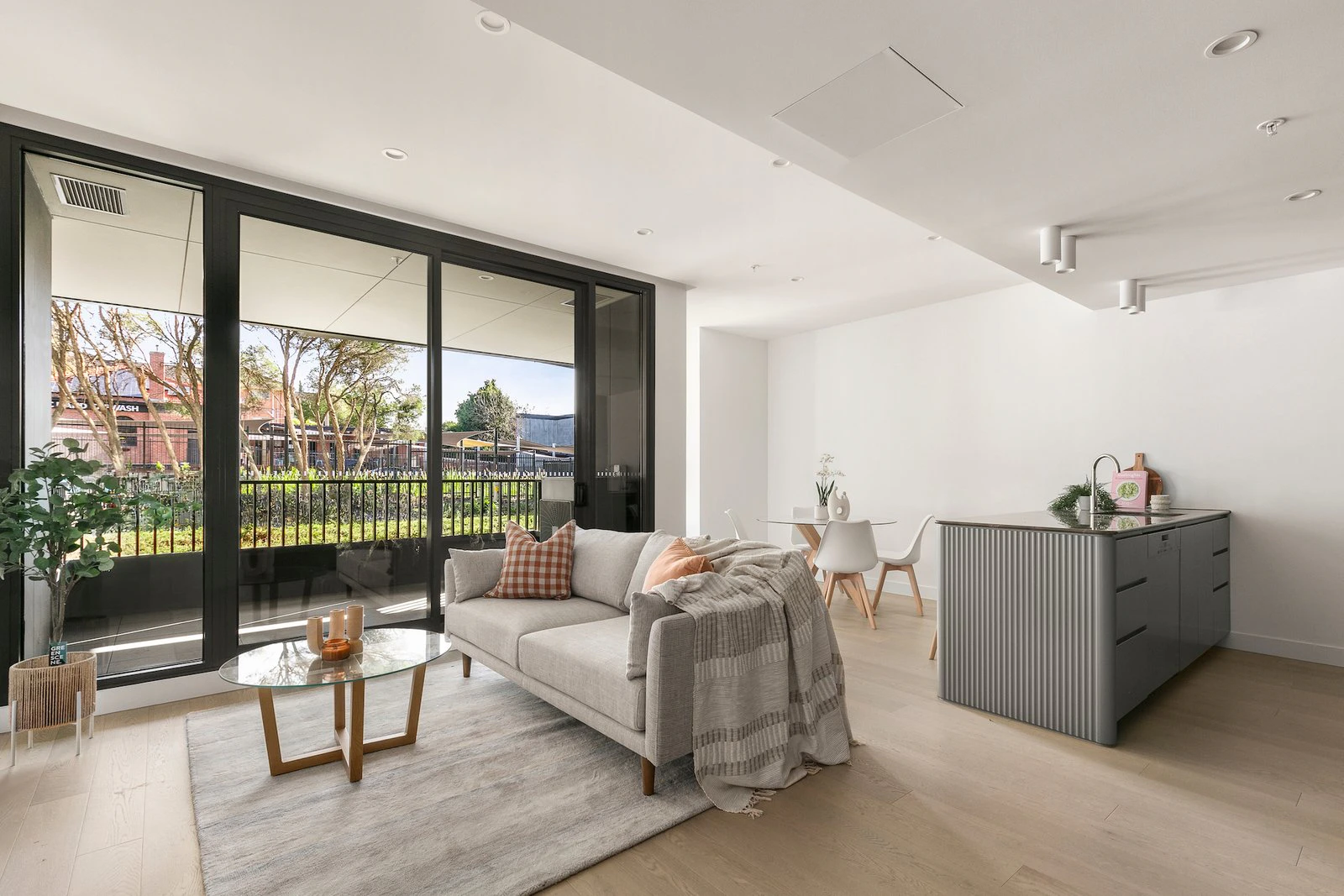 g02/1559-1567 High Street, Glen Iris, 3146