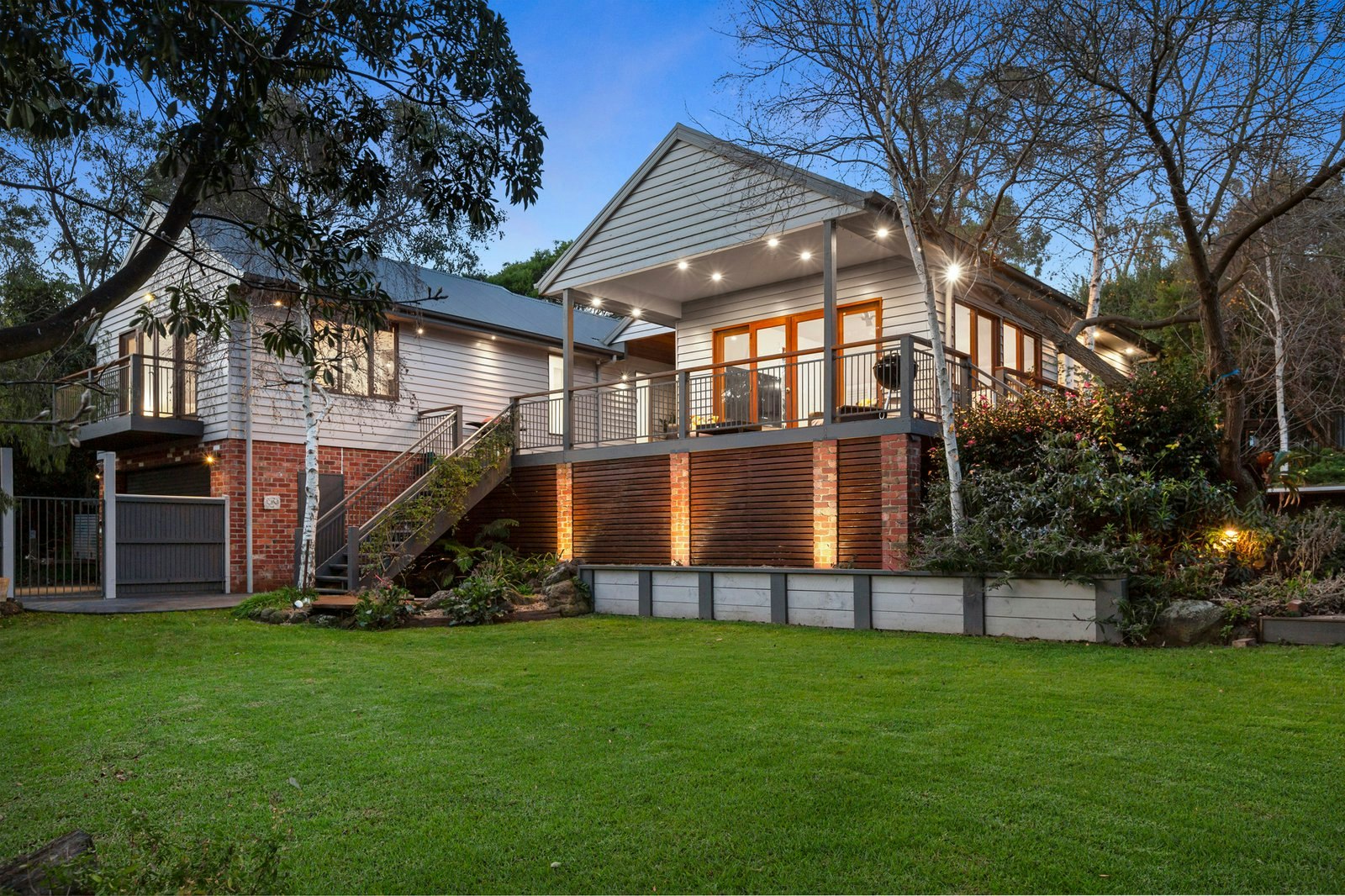 2 Moon Street, Mount Eliza, 3930