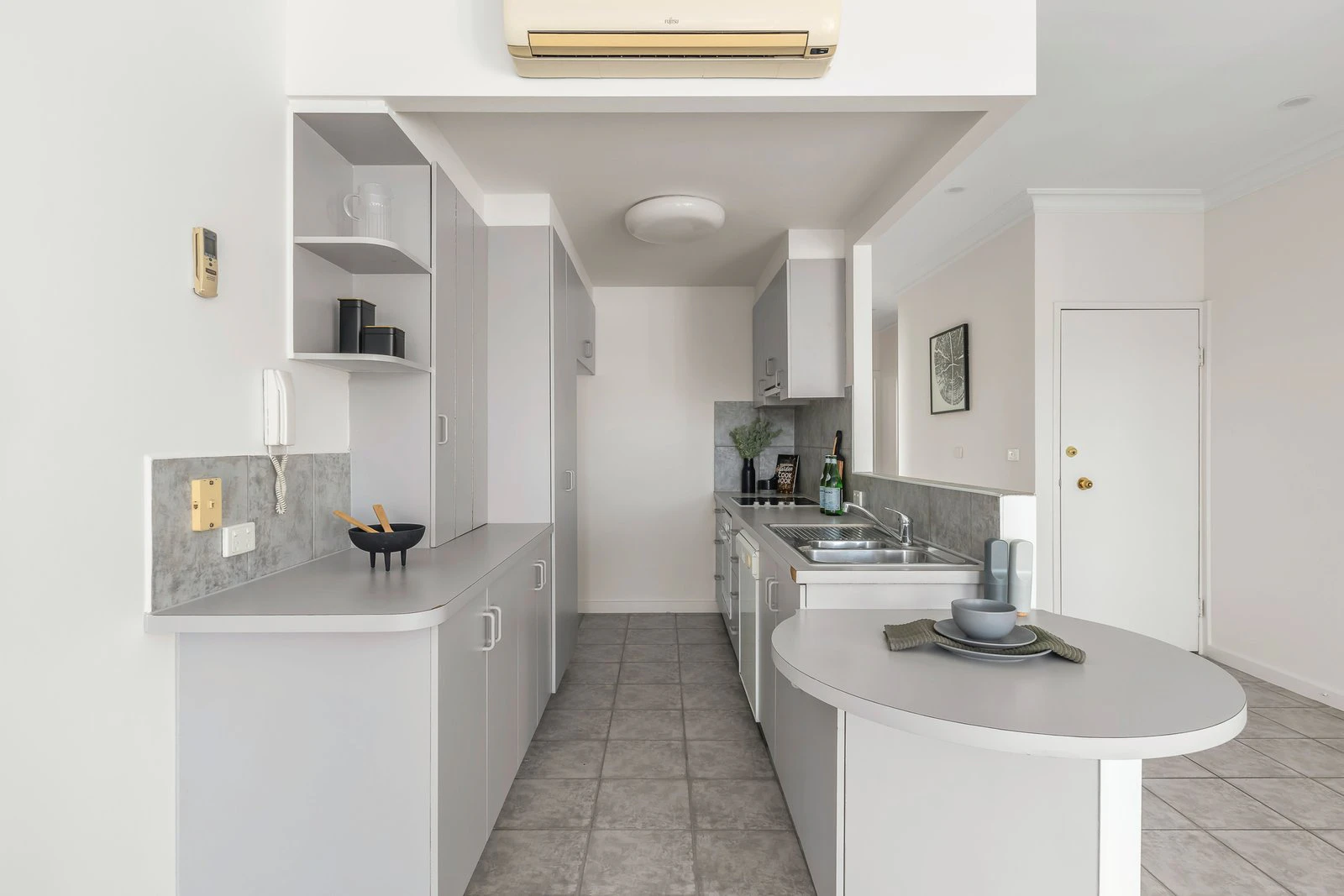 2/842 Glenferrie Road, Hawthorn, 3122