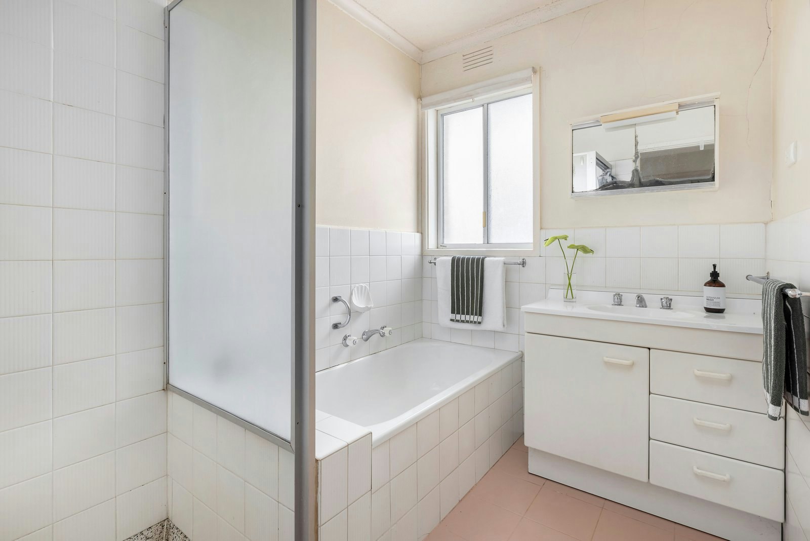 1/12 Lytton Street, Kew, 3101