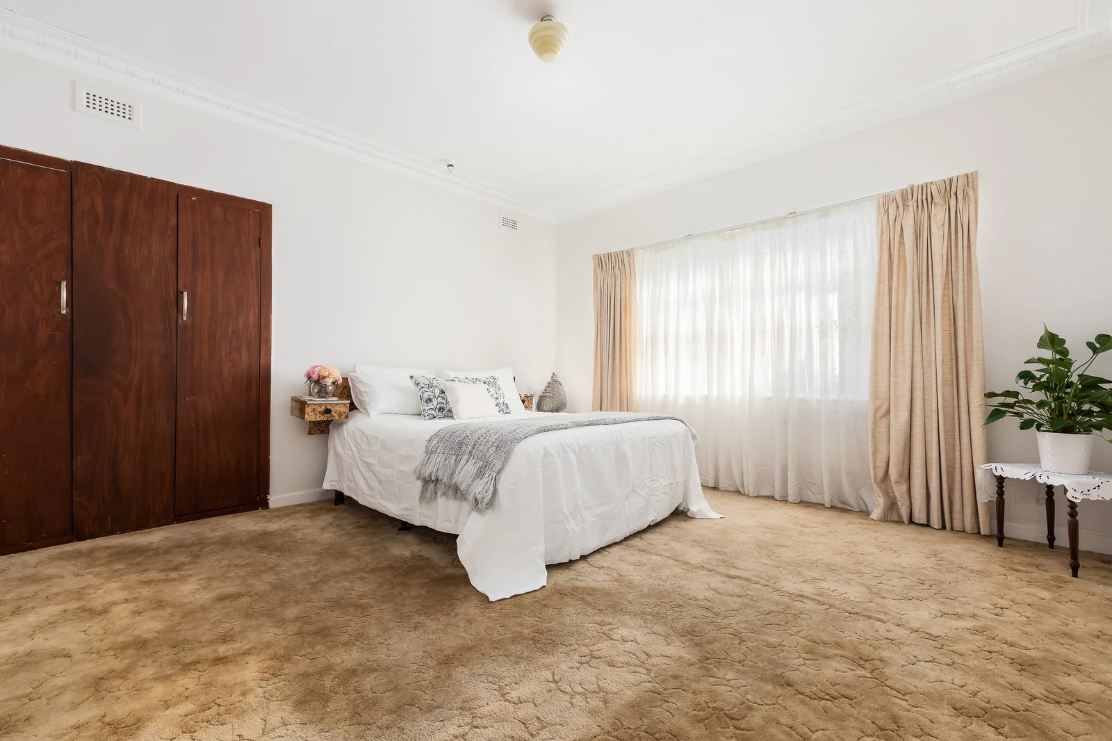 13 Bernborough Avenue, Balwyn, 3103