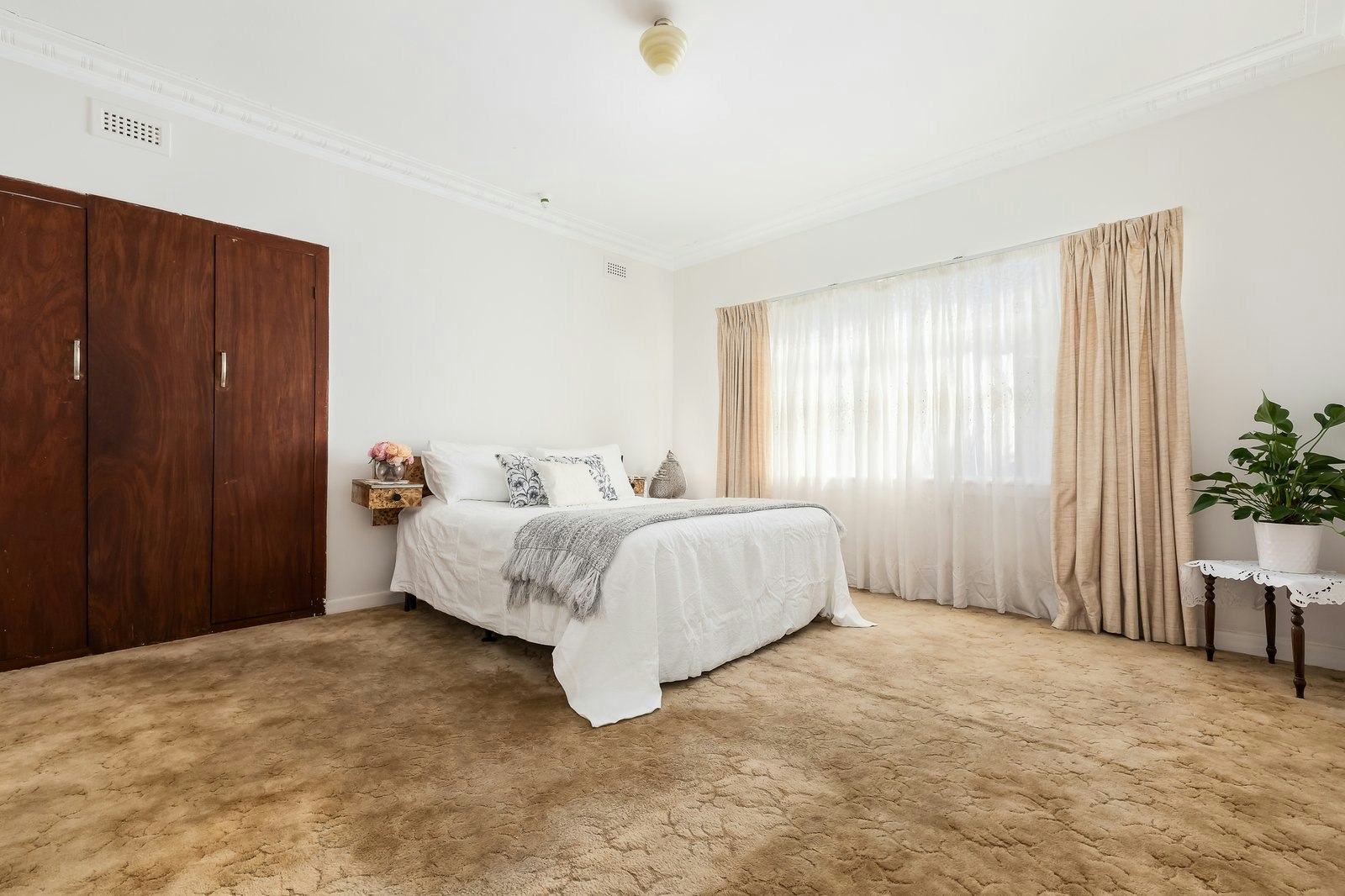 13 Bernborough Avenue, Balwyn, 3103