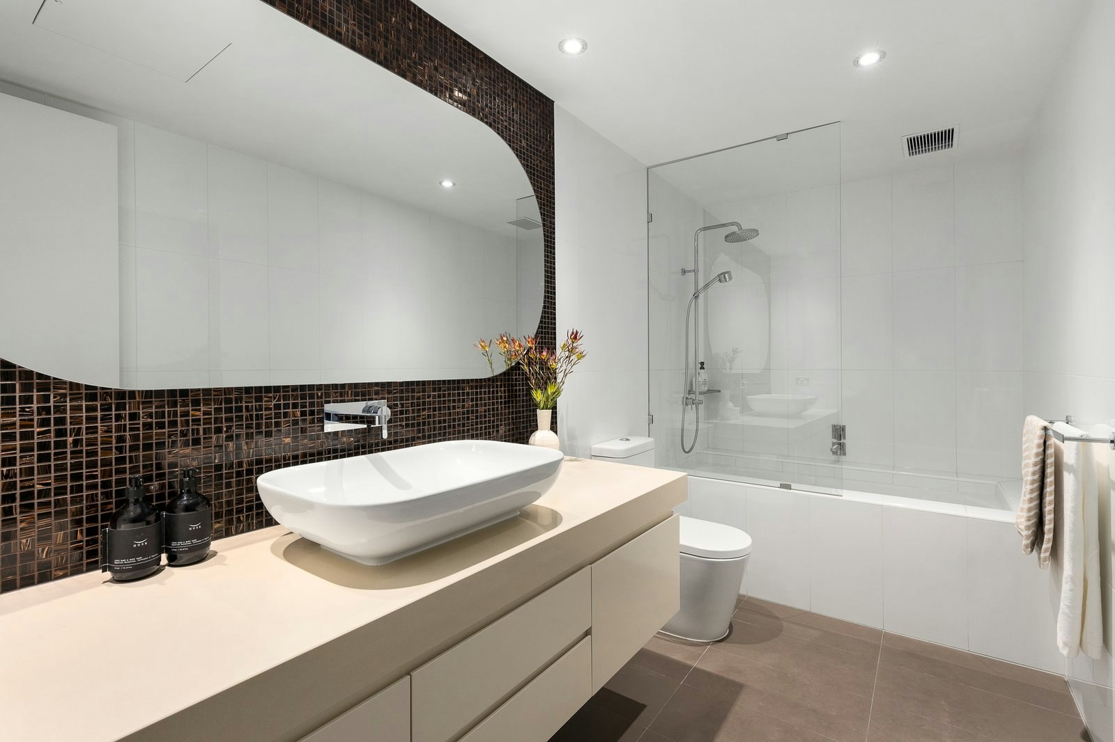 1/8 Cobden Street, Kew, 3101