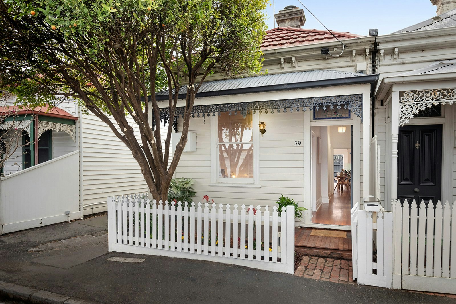 39 Carter Street, Albert Park, 3206