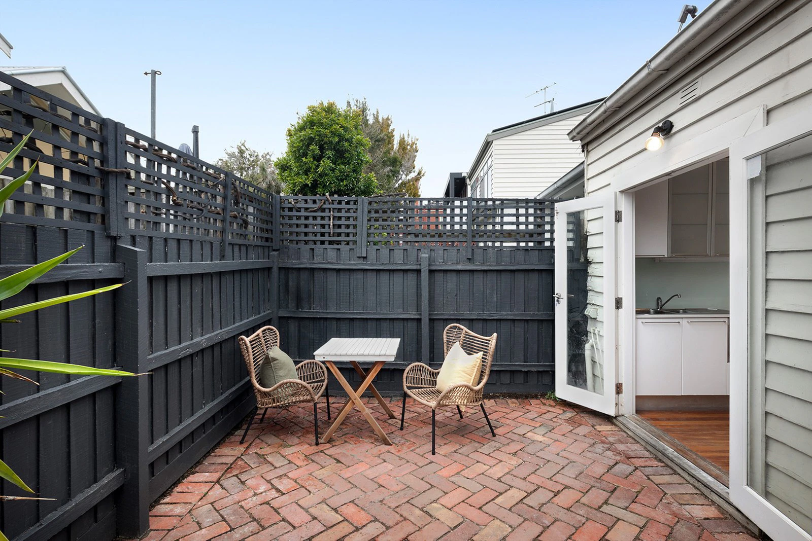 39 Carter Street, Albert Park, 3206