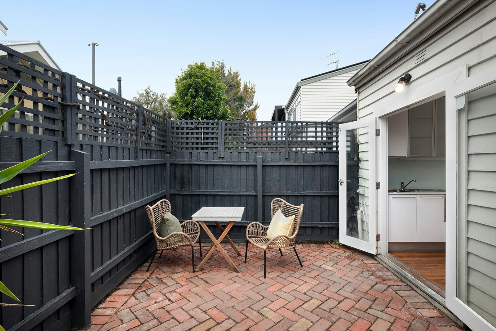 39 Carter Street, Albert Park, 3206