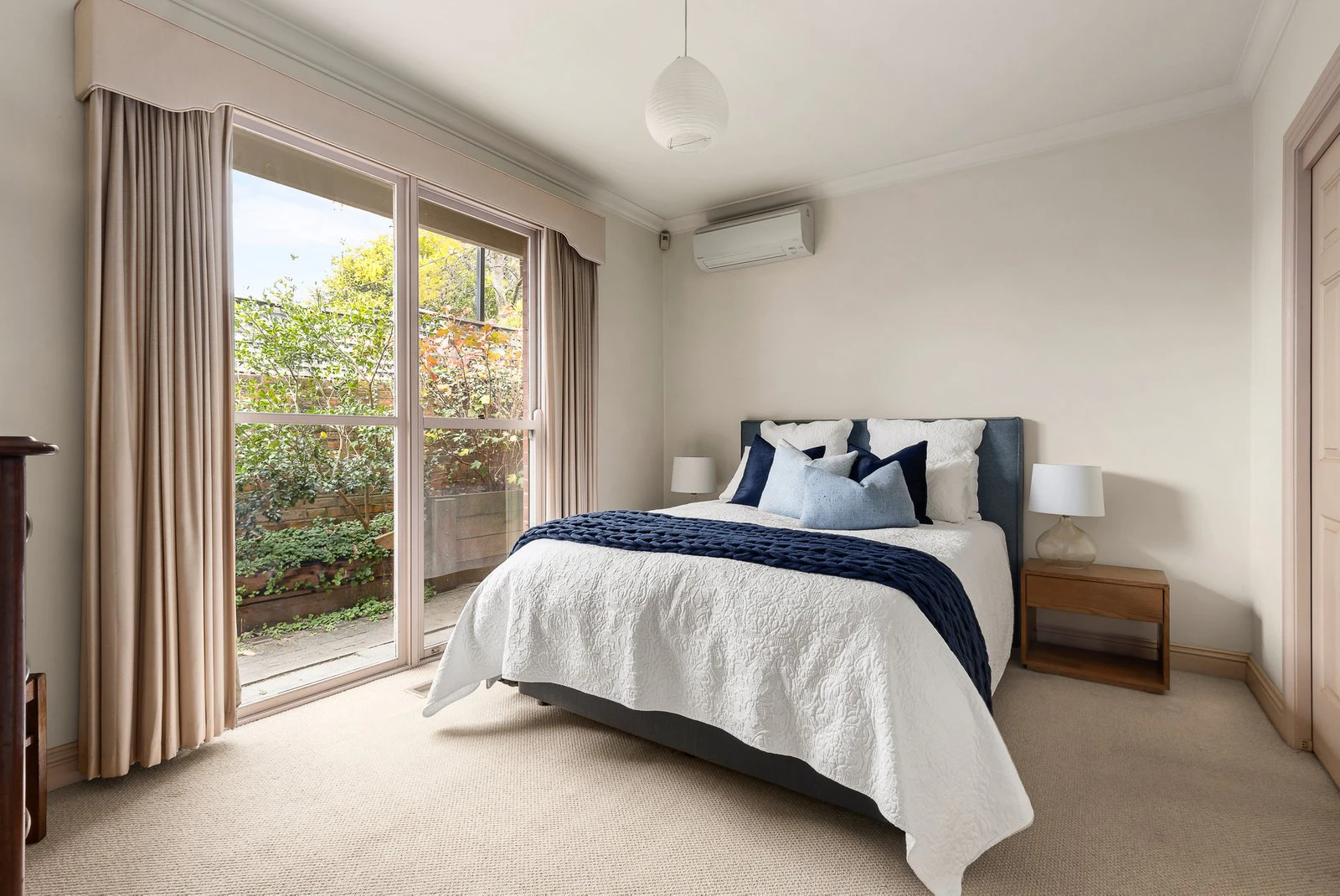 2/14 Henrietta Street, Hawthorn, 3122