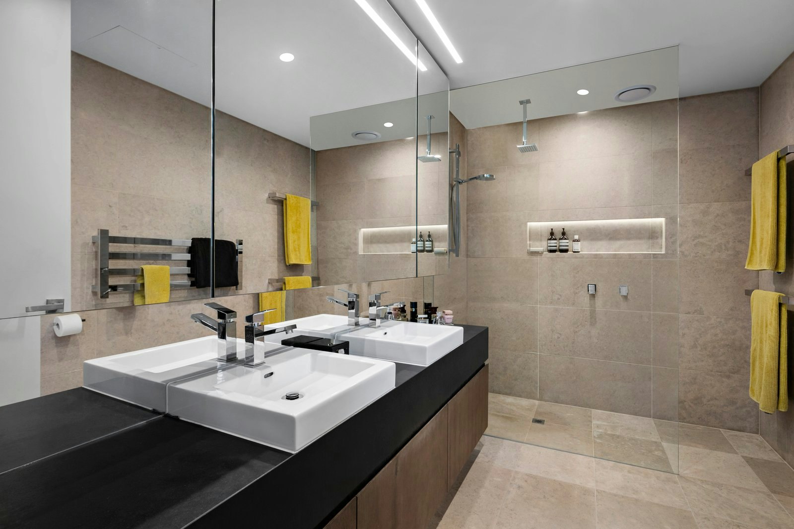 4/5 Rippon Grove, Brighton, 3186