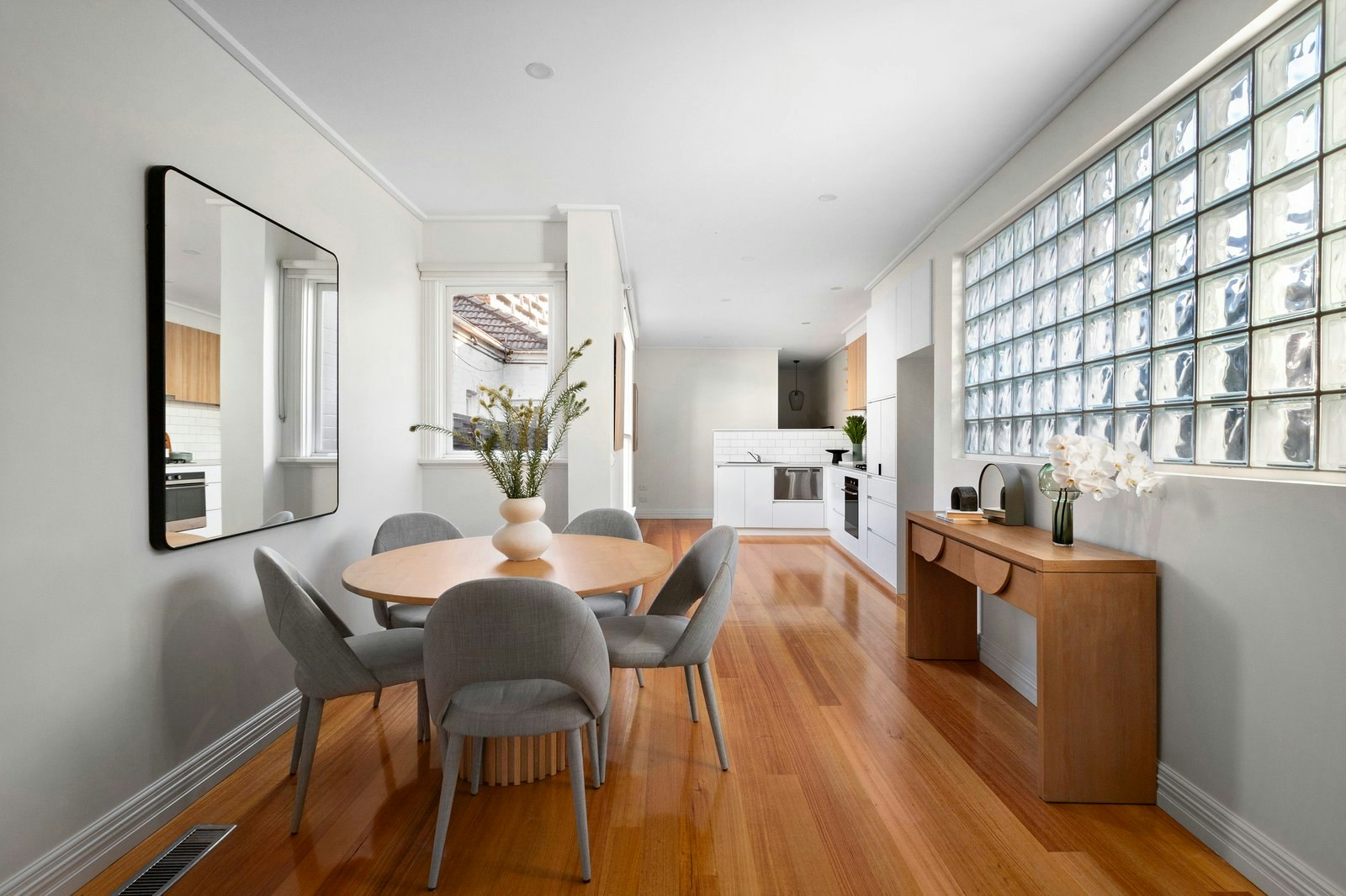 70 Surrey Road, South Yarra, 3141